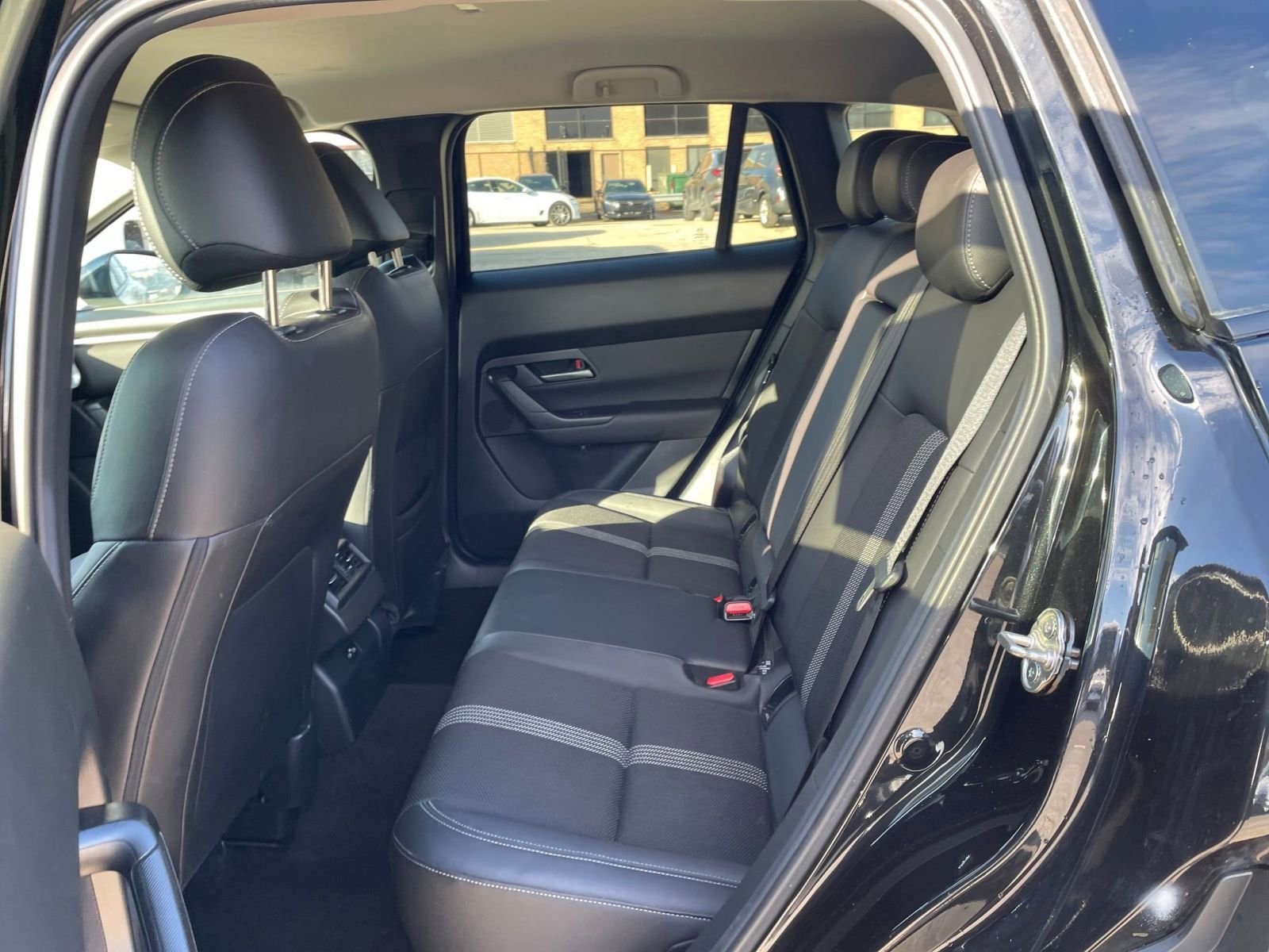 Thumbnail: 2025 Mazda CX-50 - 27