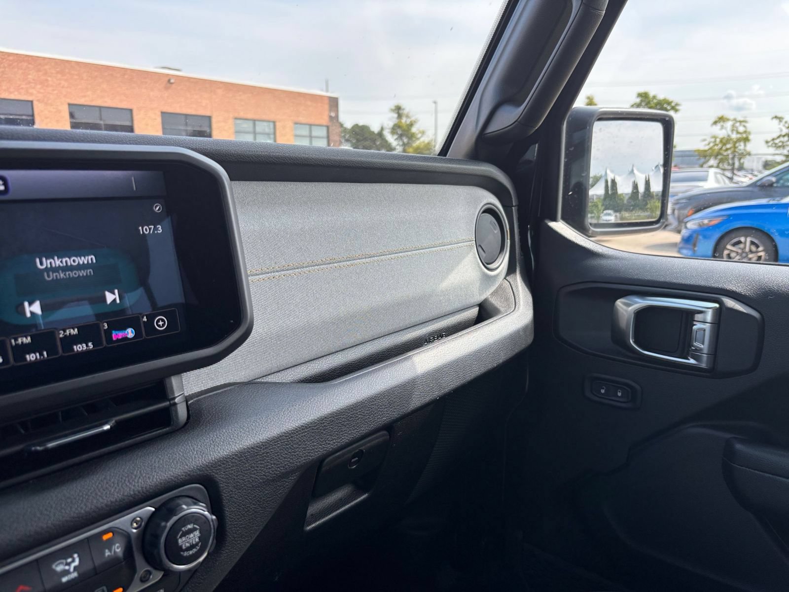 Thumbnail: 2025 Jeep Wrangler - 29