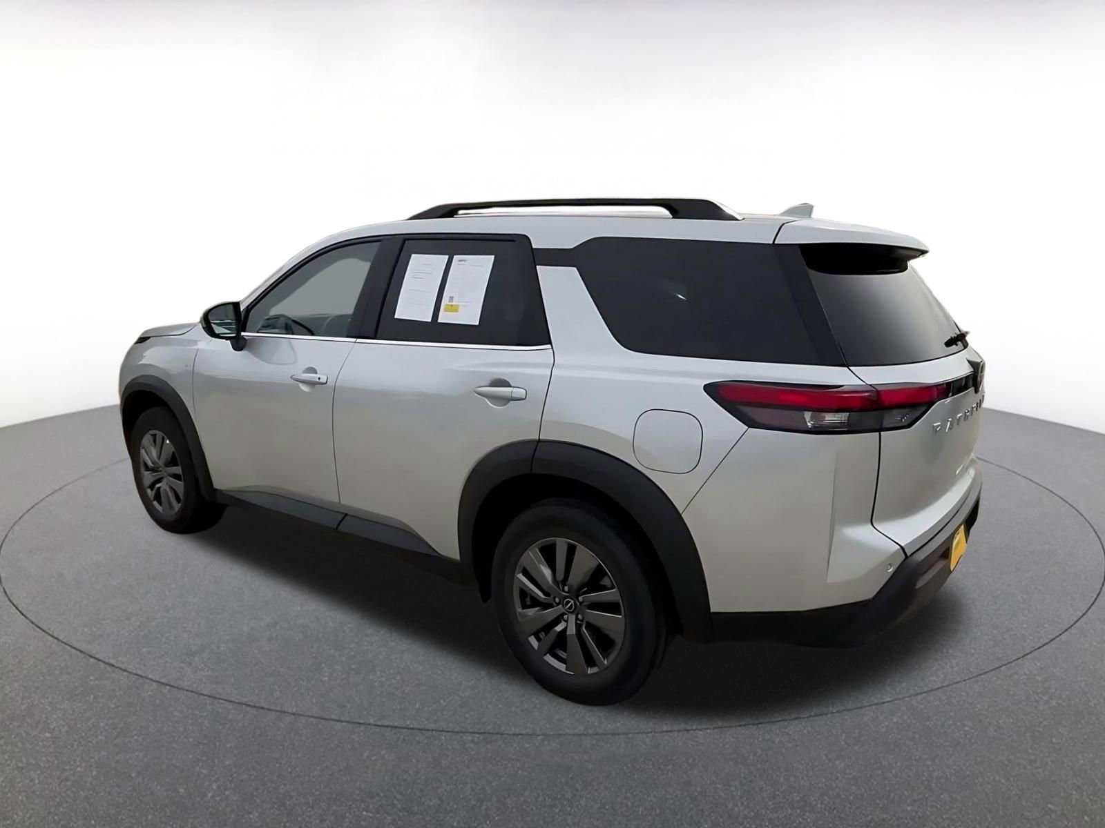 Thumbnail: 2025 Nissan Pathfinder - 10