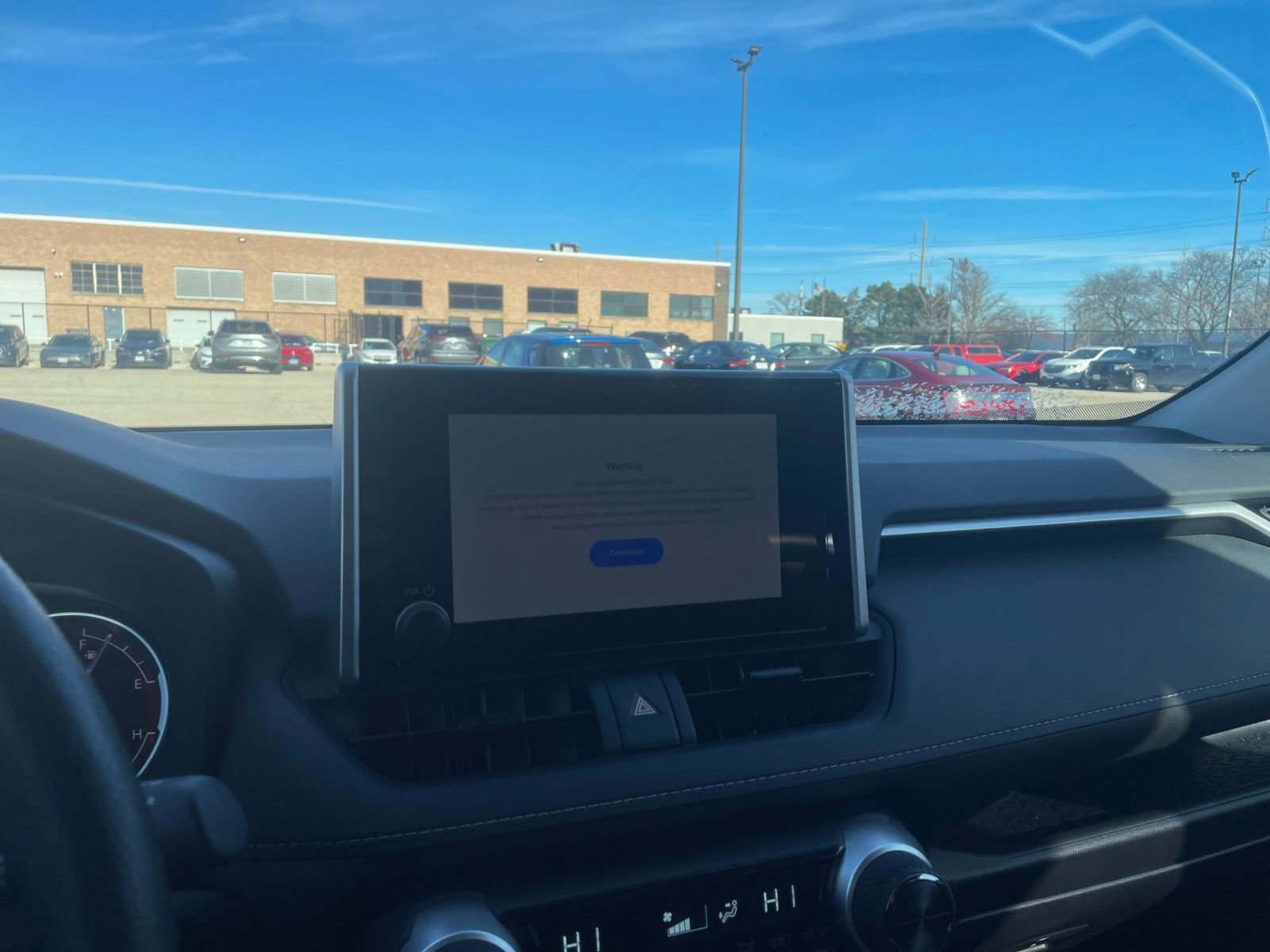 Thumbnail: 2025 Toyota RAV4 - 21