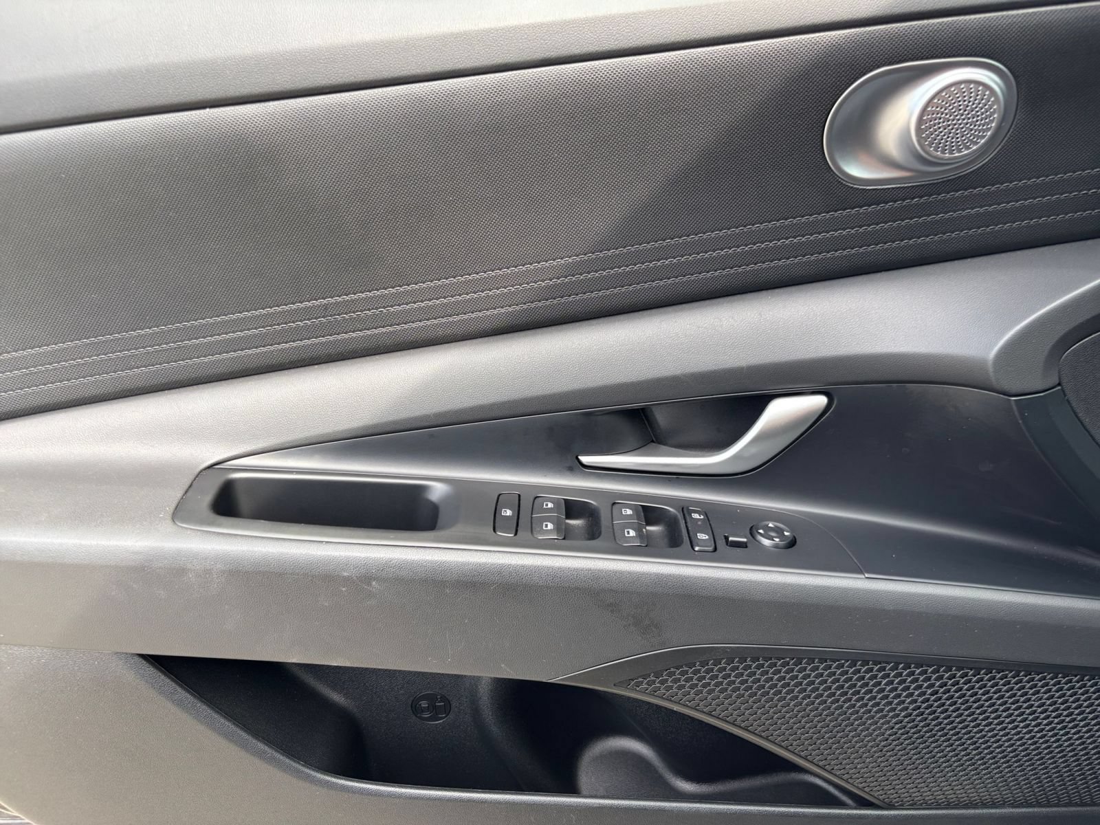 Thumbnail: 2026 Hyundai Elantra - 18