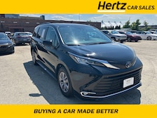 2023 Toyota Sienna XLE -
                Des Plaines, IL