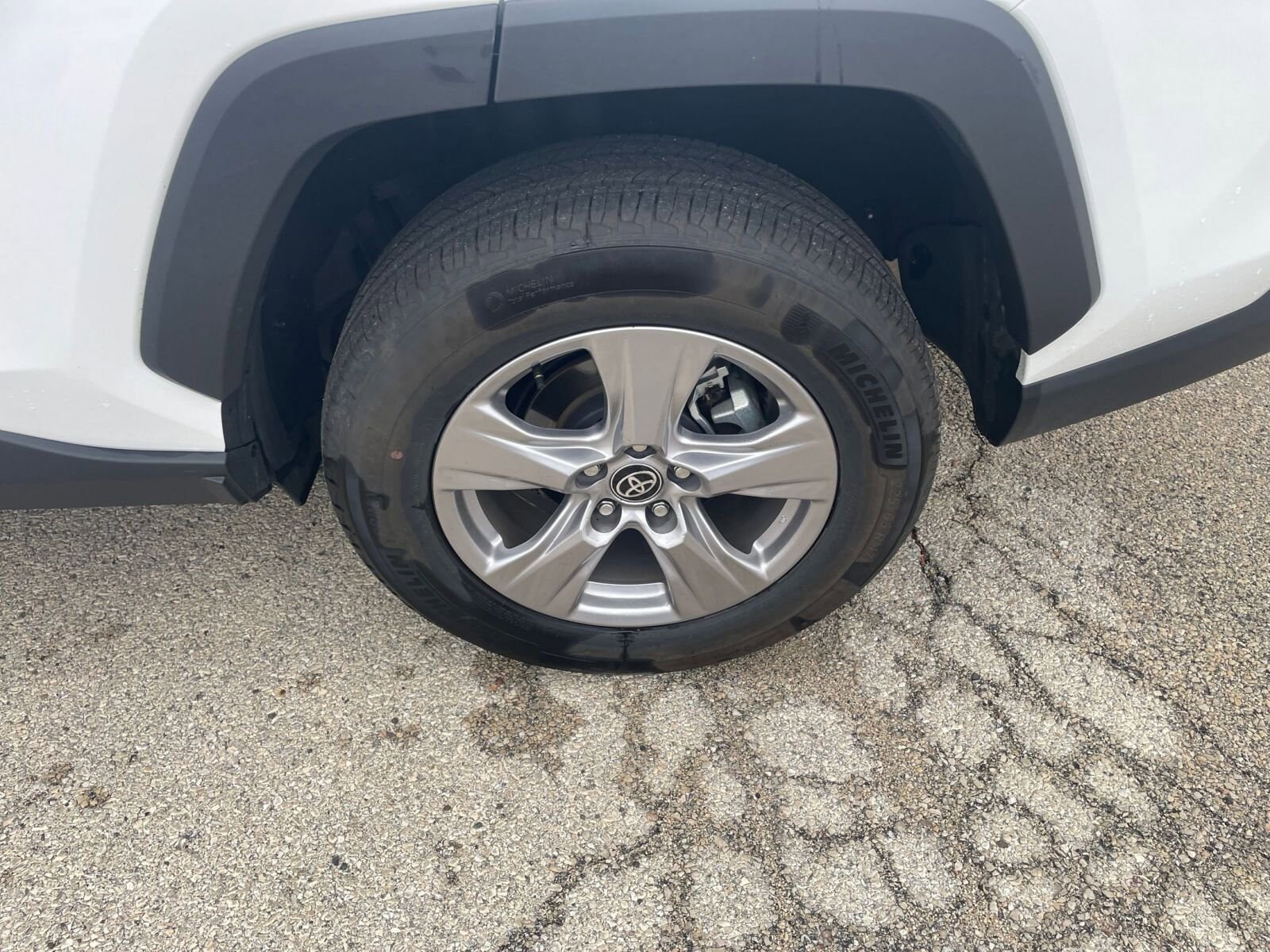 Thumbnail: 2025 Toyota RAV4 - 30