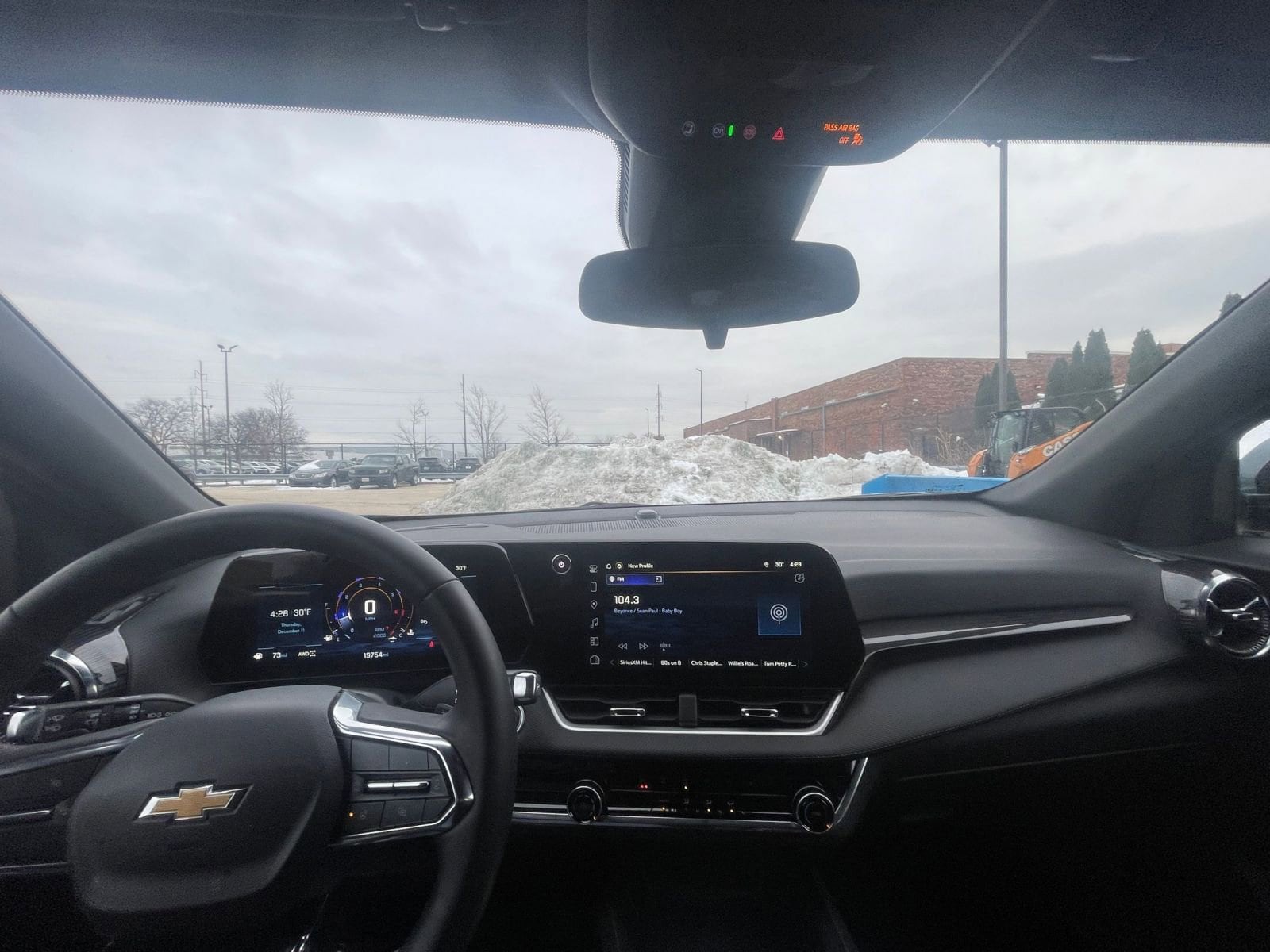 Thumbnail: 2025 Chevrolet Equinox - 33