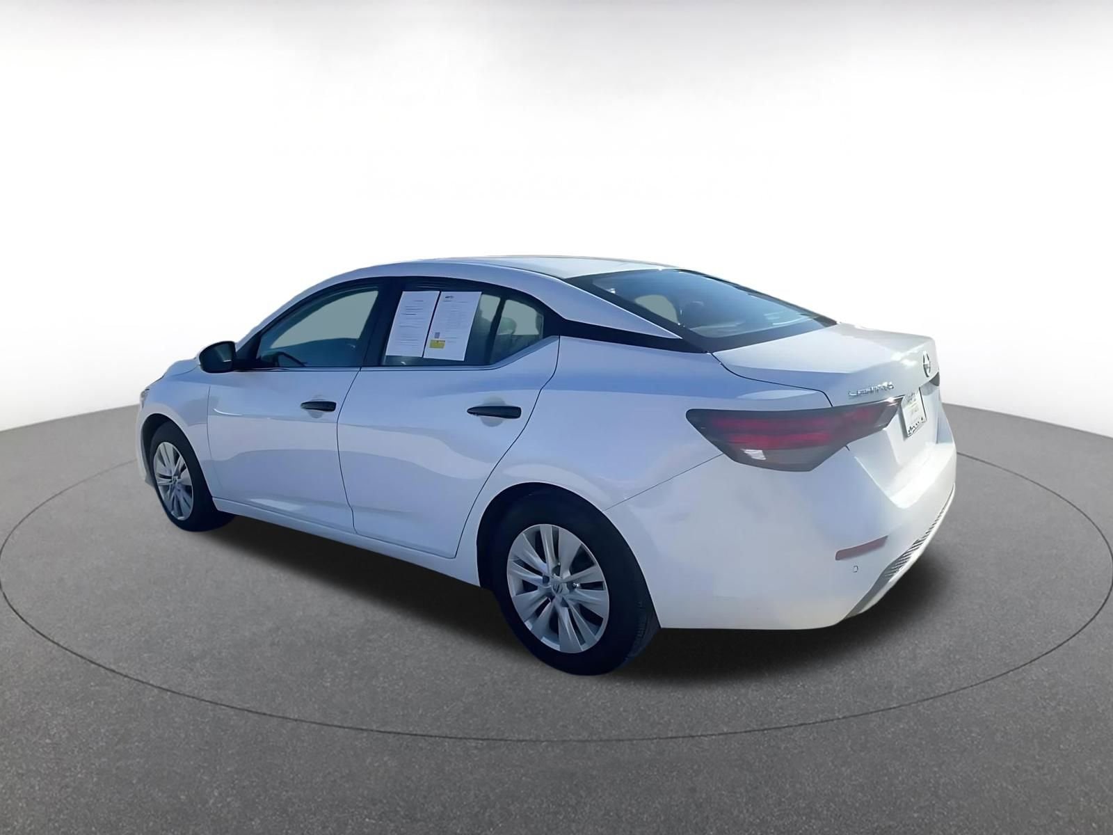 Thumbnail: 2025 Nissan Sentra - 10