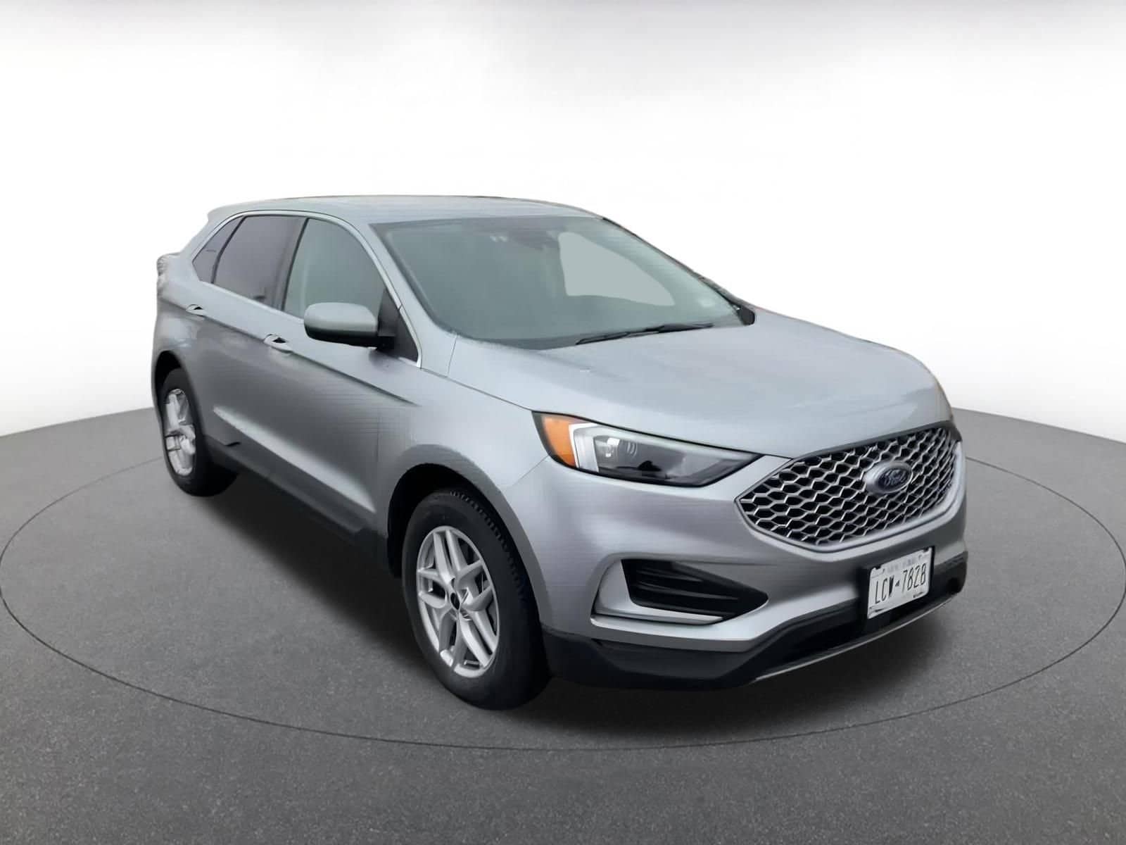 Thumbnail: 2024 Ford Edge - 3