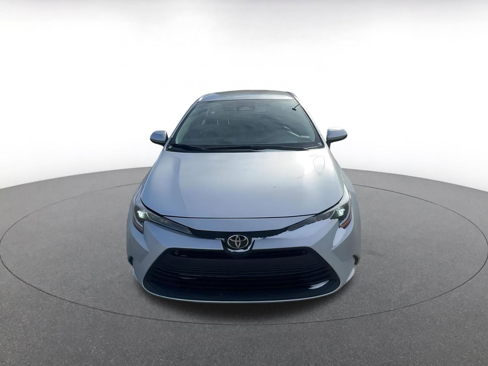Thumbnail: 2025 Toyota Corolla - 4