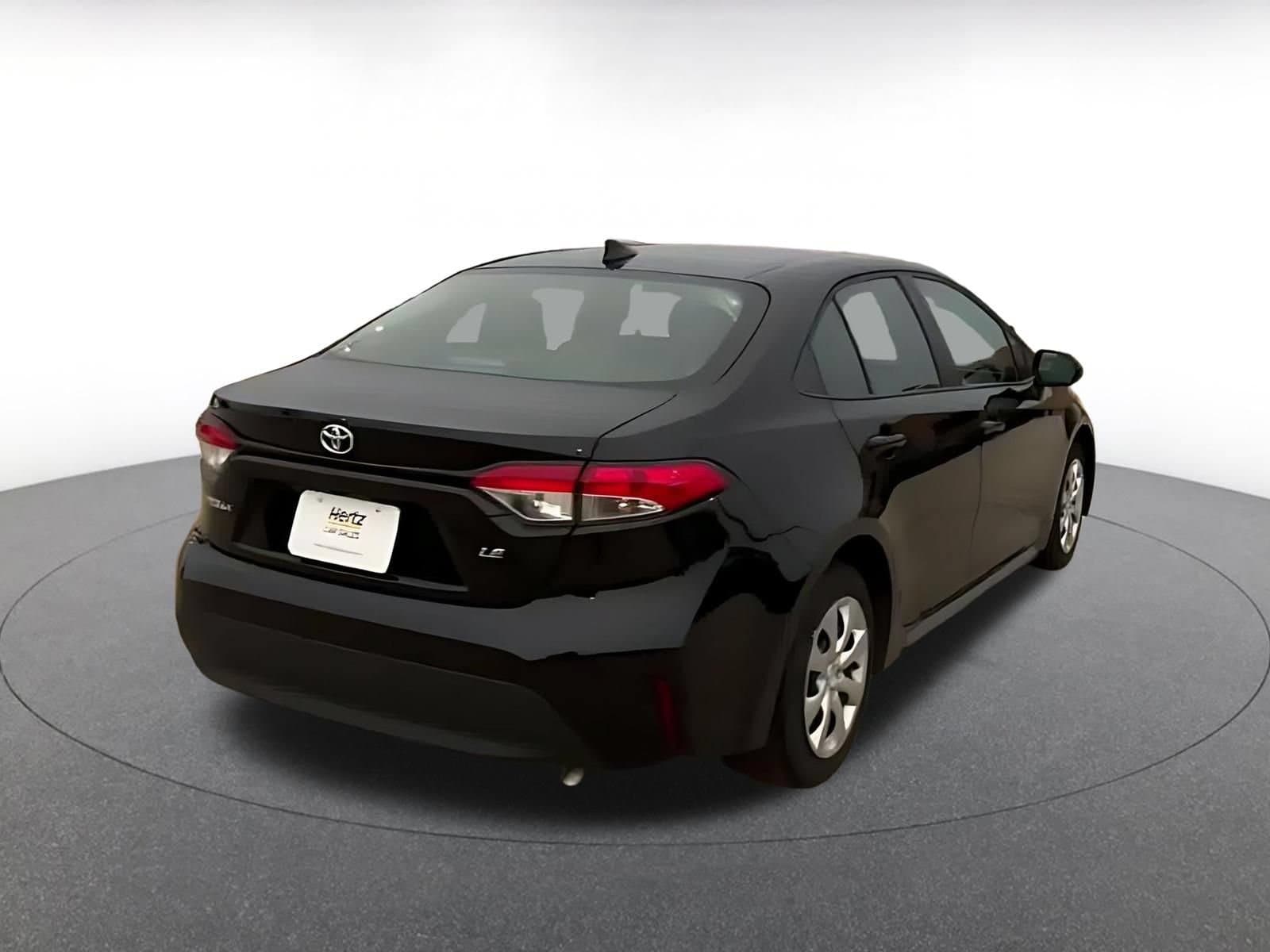 Thumbnail: 2025 Toyota Corolla - 13