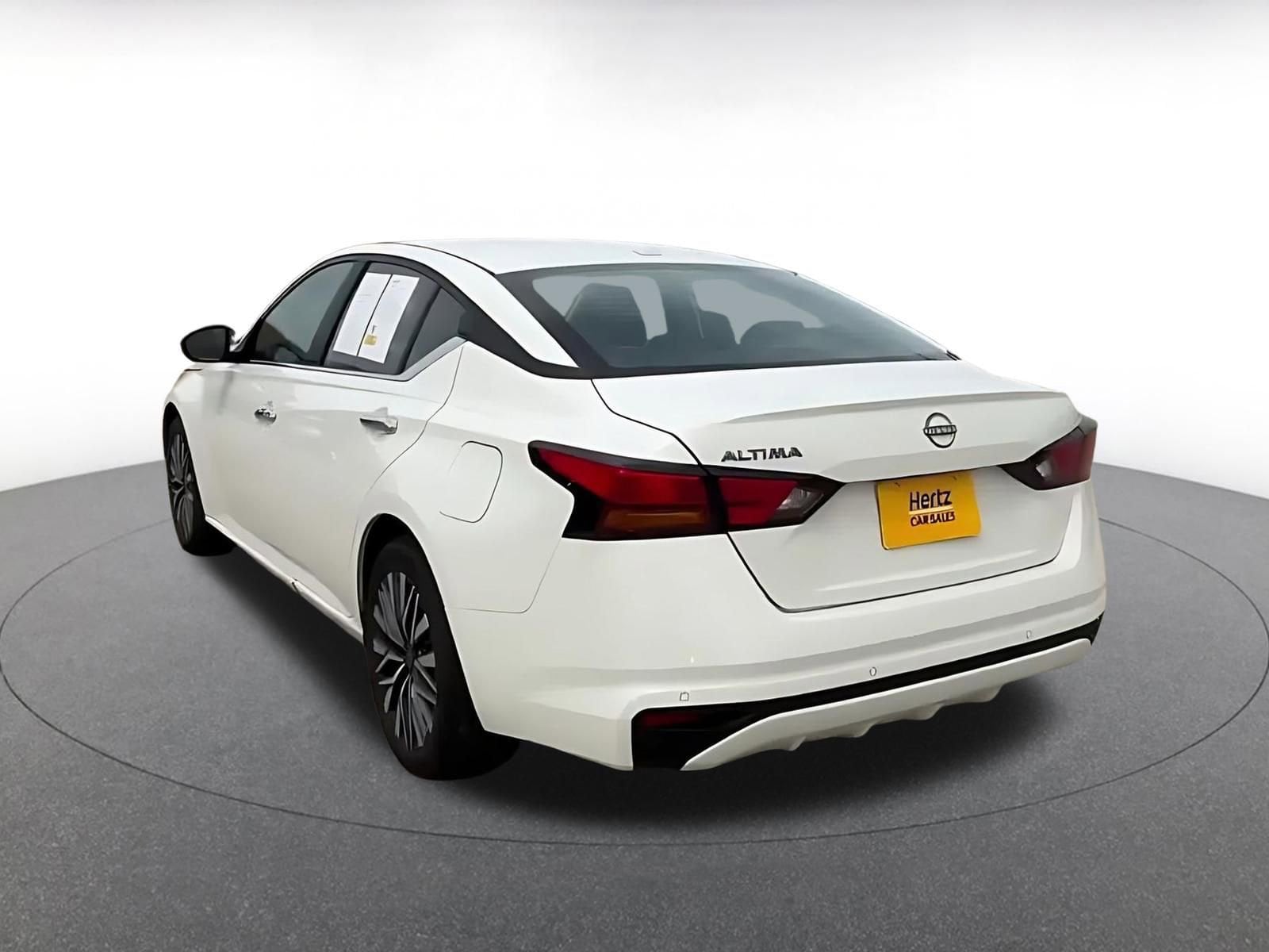 Thumbnail: 2025 Nissan Altima - 12