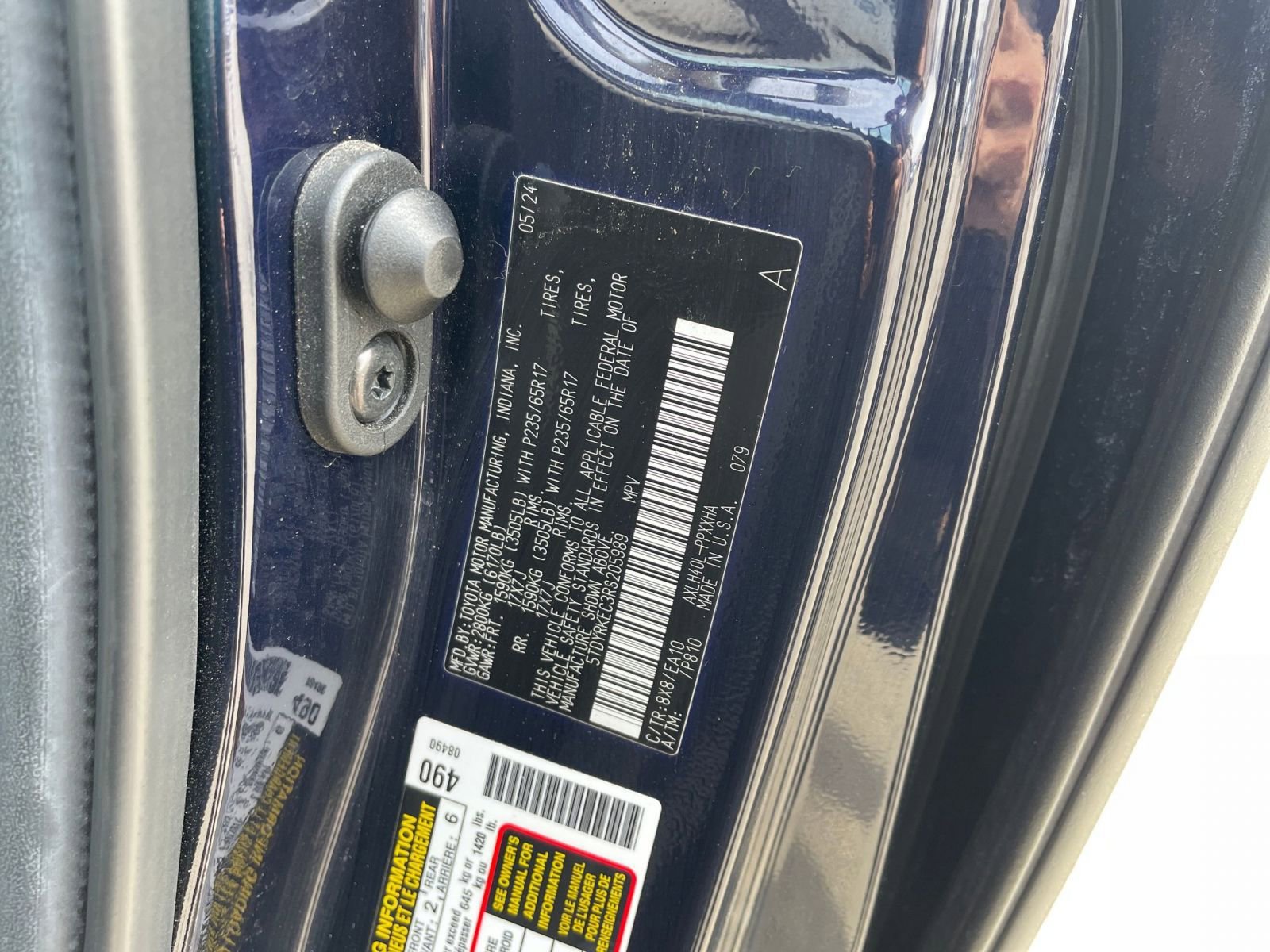 Thumbnail: 2024 Toyota Sienna - 32