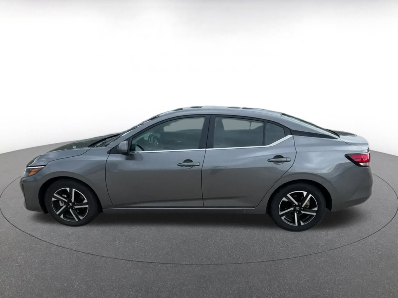 Thumbnail: 2024 Nissan Sentra - 9