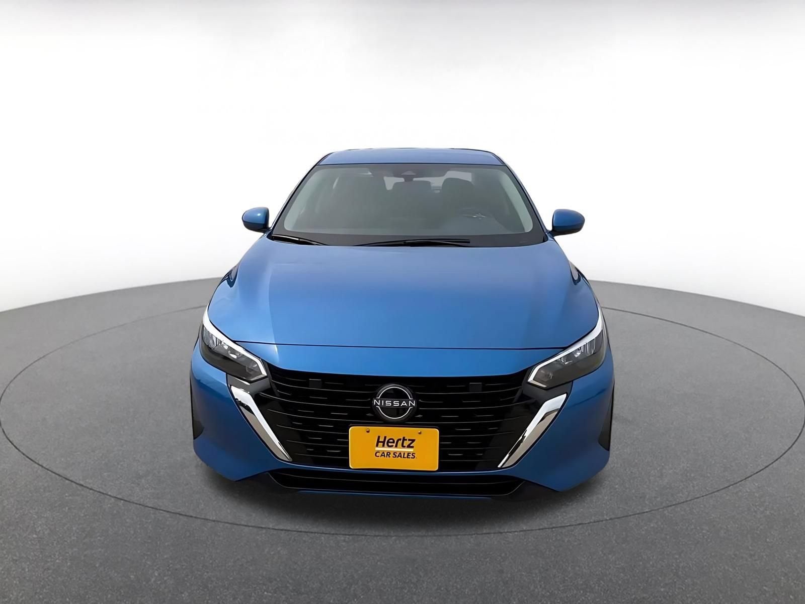 Thumbnail: 2025 Nissan Sentra - 4