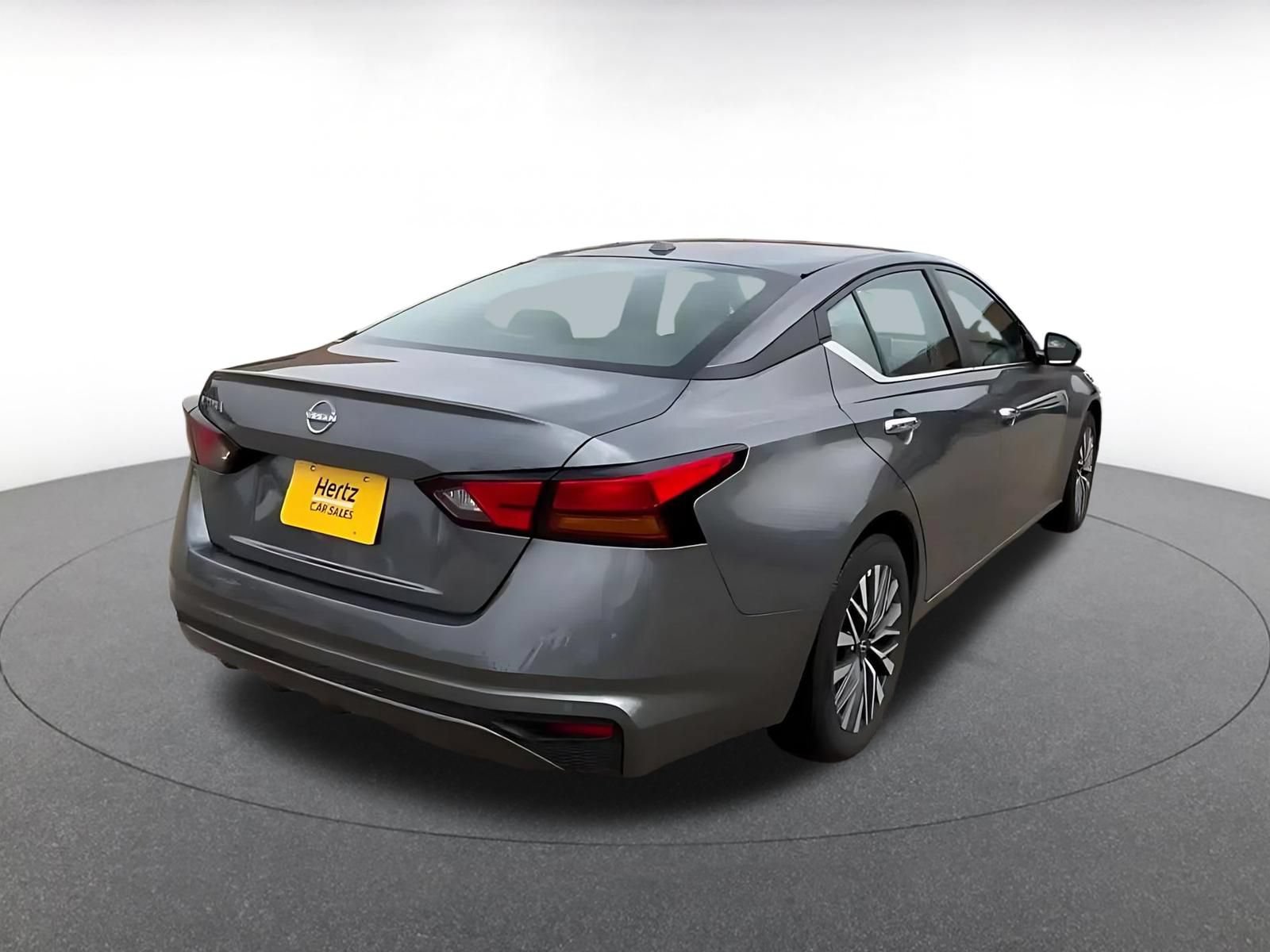 Thumbnail: 2025 Nissan Altima - 13