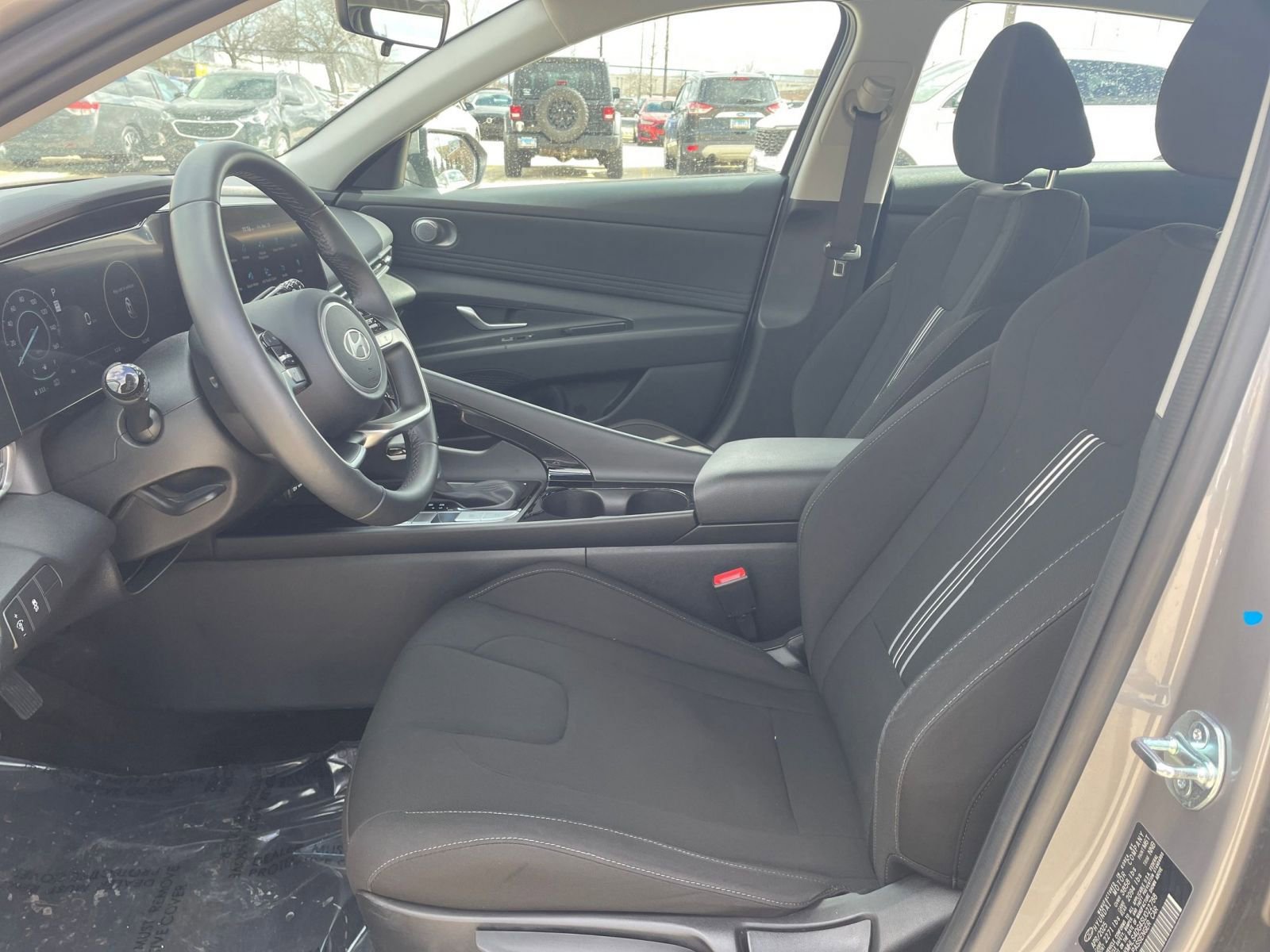 Thumbnail: 2025 Hyundai Elantra - 28