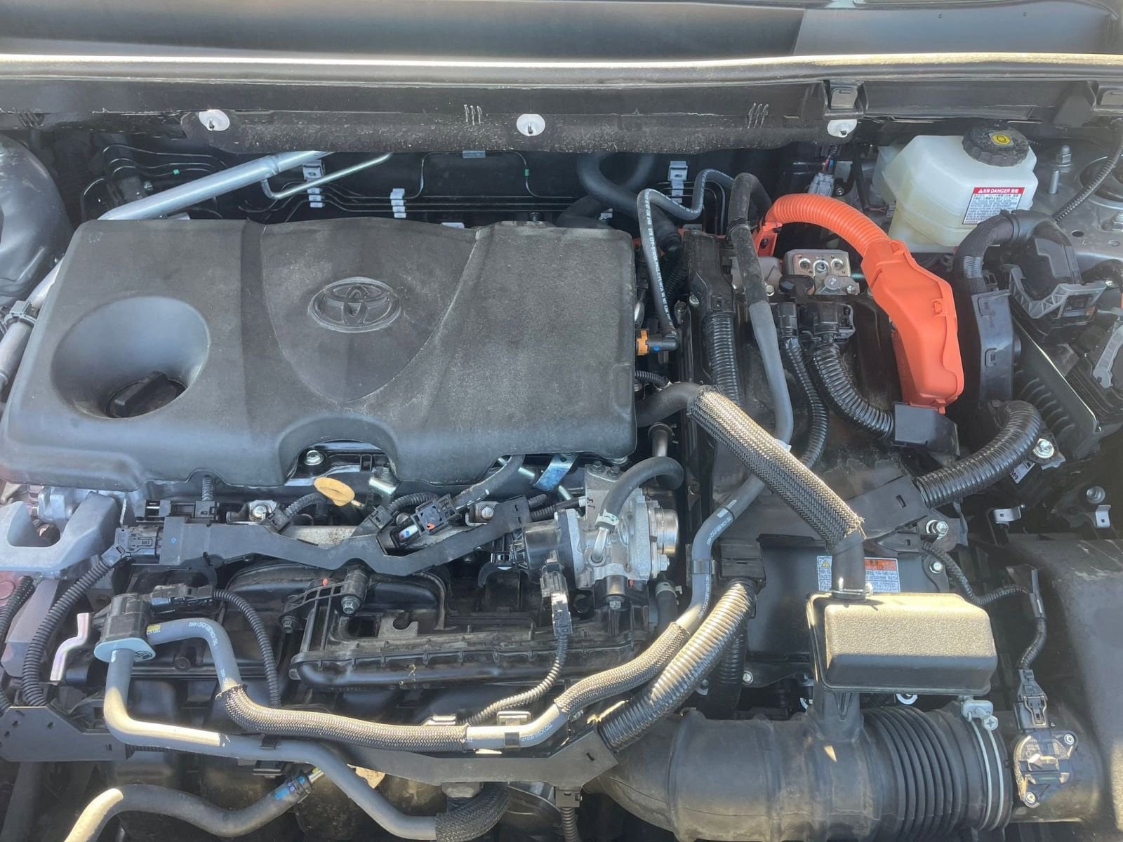 Thumbnail: 2025 Toyota RAV4 - 32