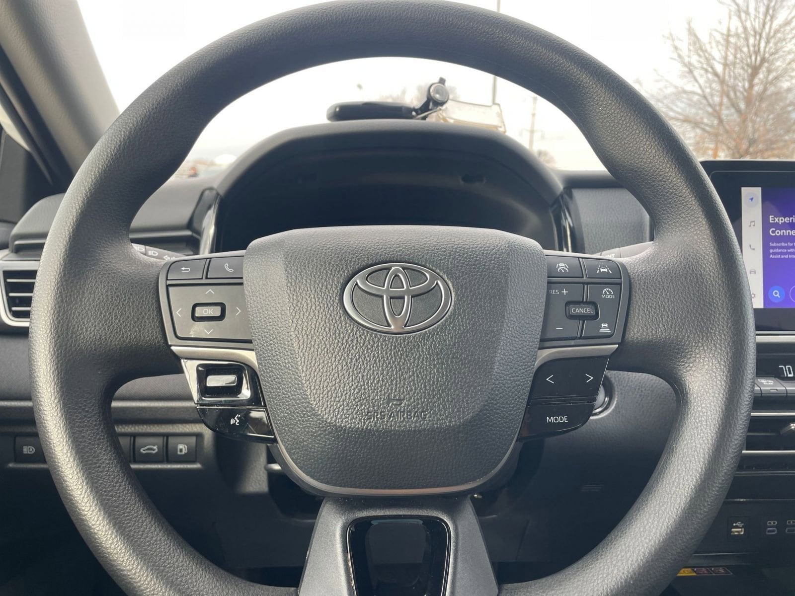 Thumbnail: 2025 Toyota Camry - 28