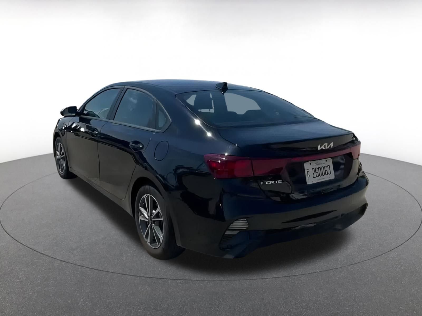 Thumbnail: 2024 Kia Forte - 11
