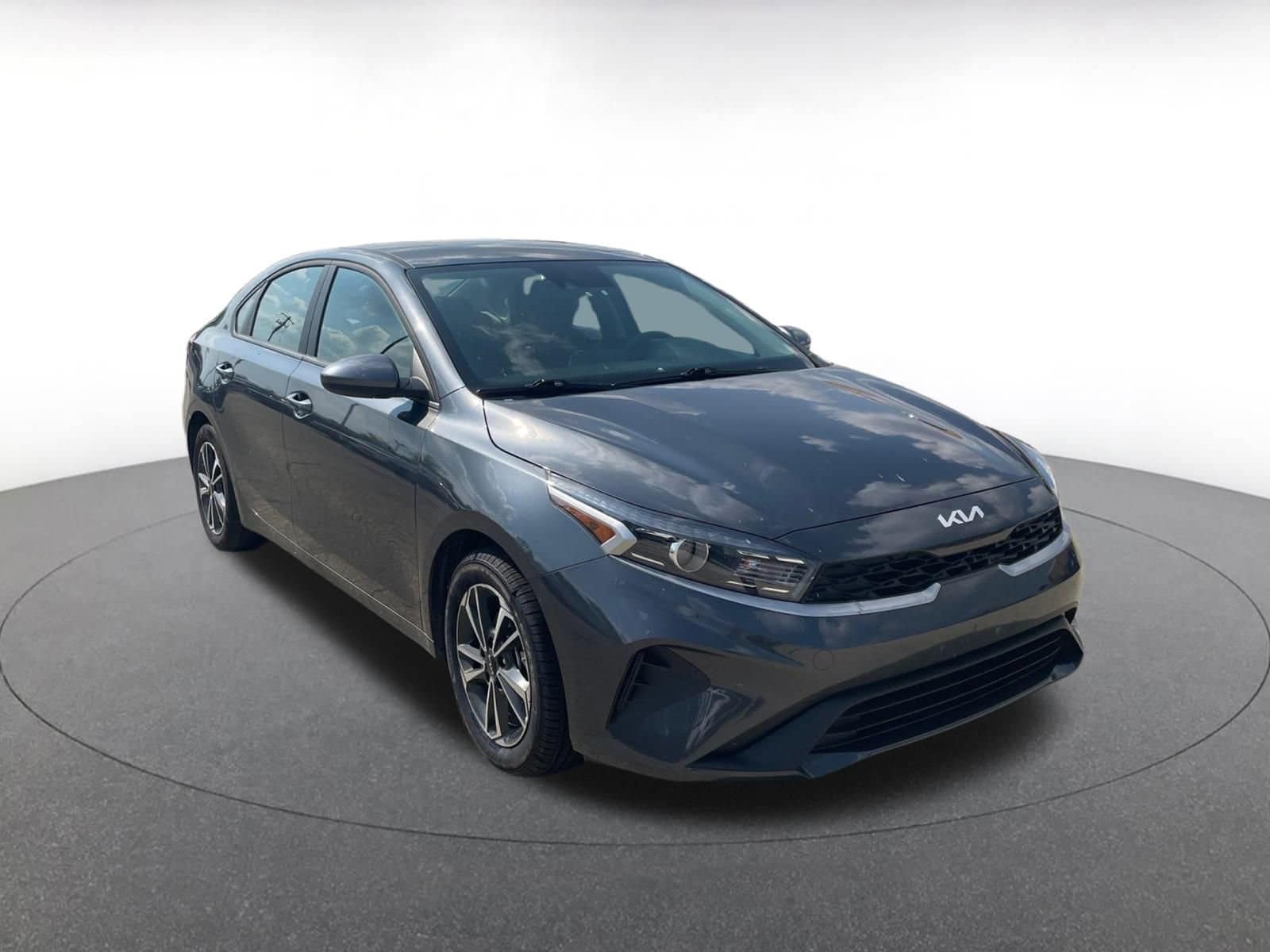 Thumbnail: 2024 Kia Forte - 1