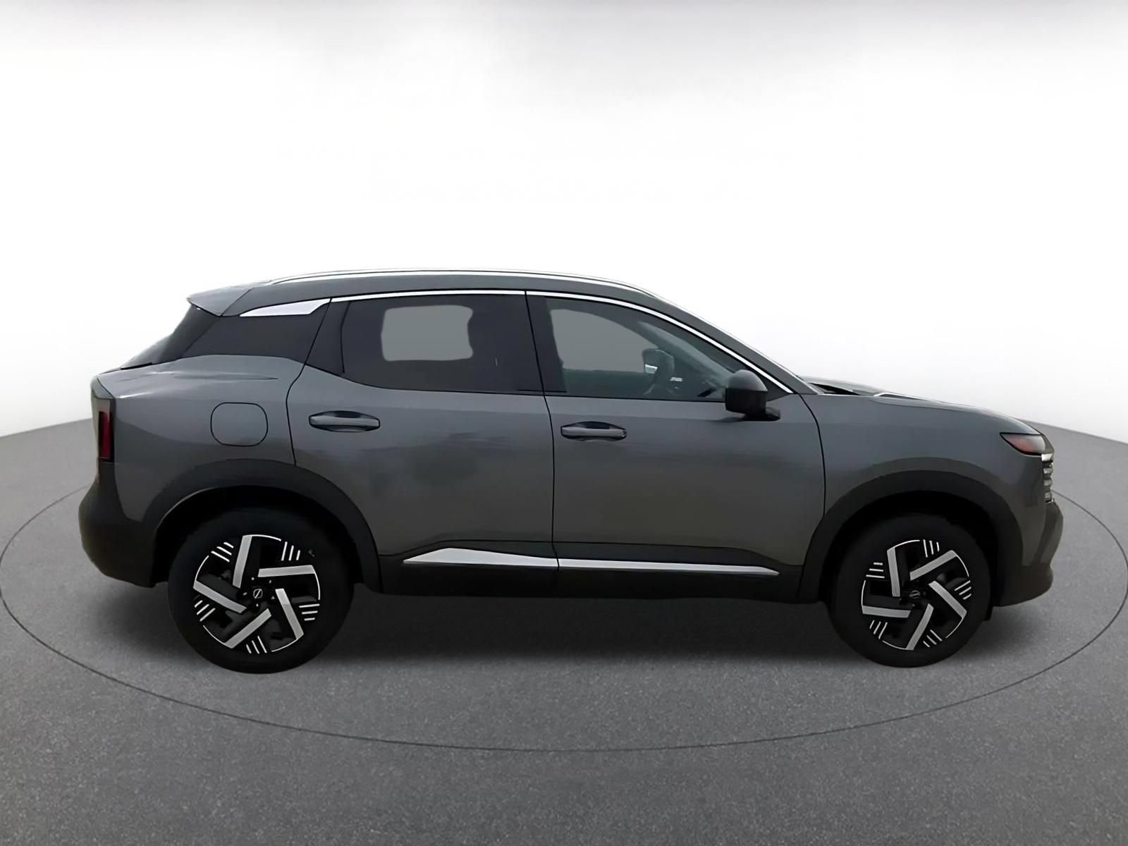 Thumbnail: 2026 Nissan Kicks - 15