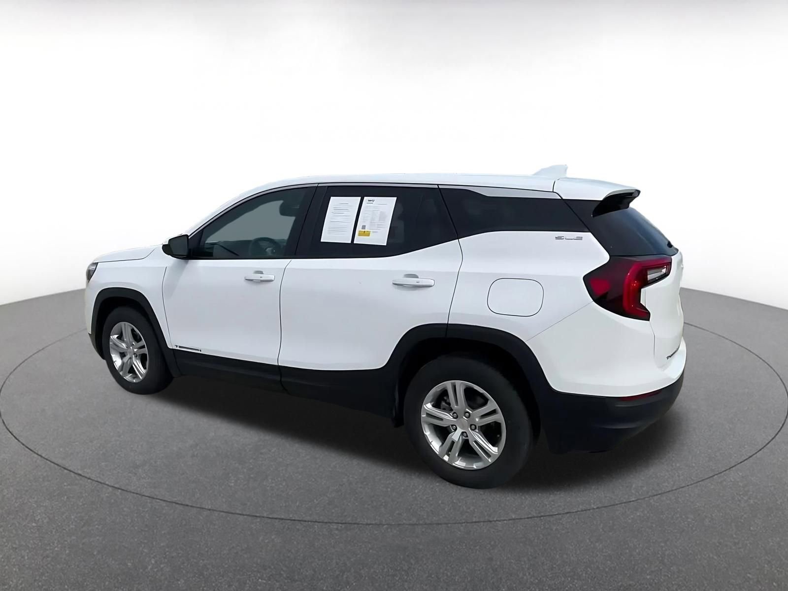 Thumbnail: 2024 GMC Terrain - 10