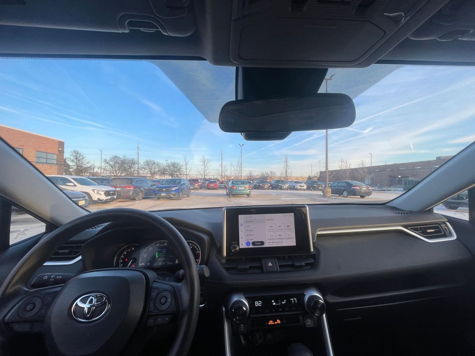 Thumbnail: 2025 Toyota RAV4 - 35