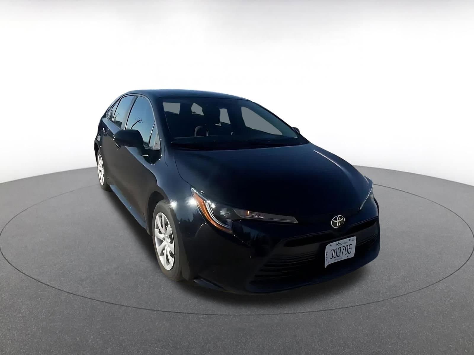 Thumbnail: 2025 Toyota Corolla - 3