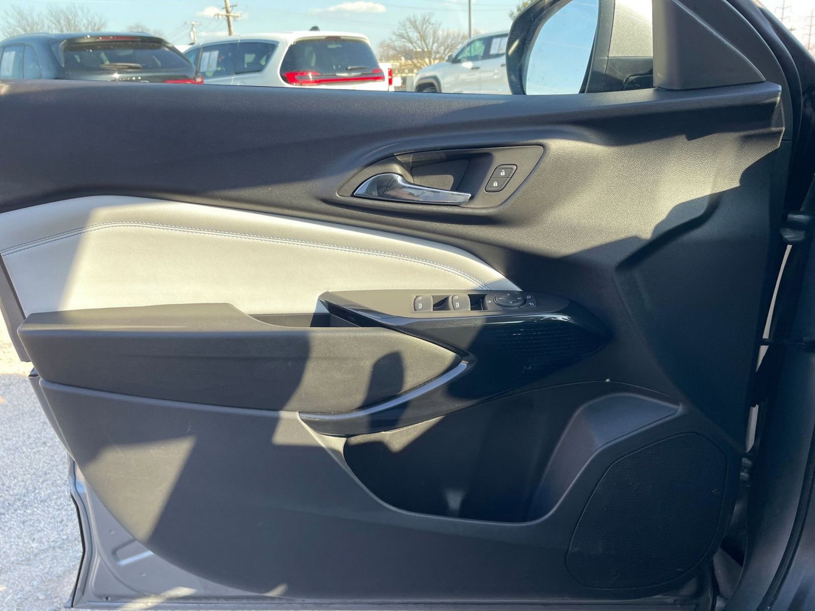 Thumbnail: 2025 Chevrolet Trax - 18