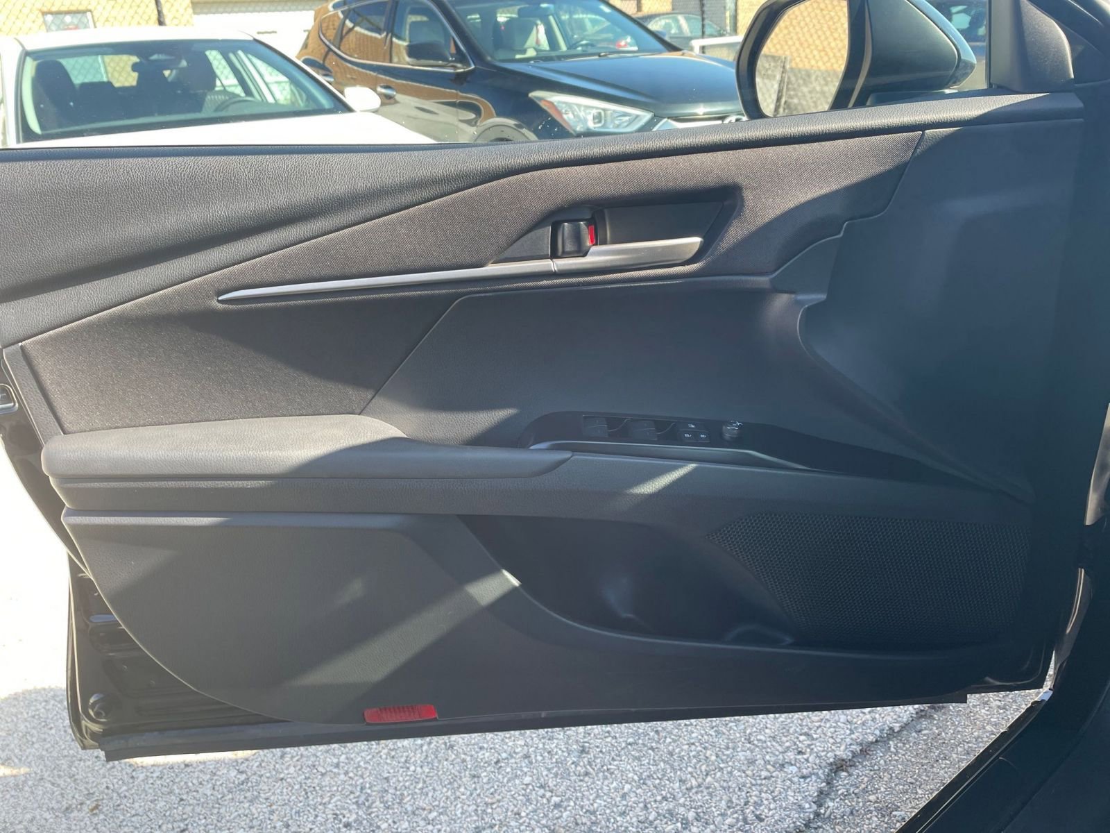 Thumbnail: 2025 Toyota Camry - 18