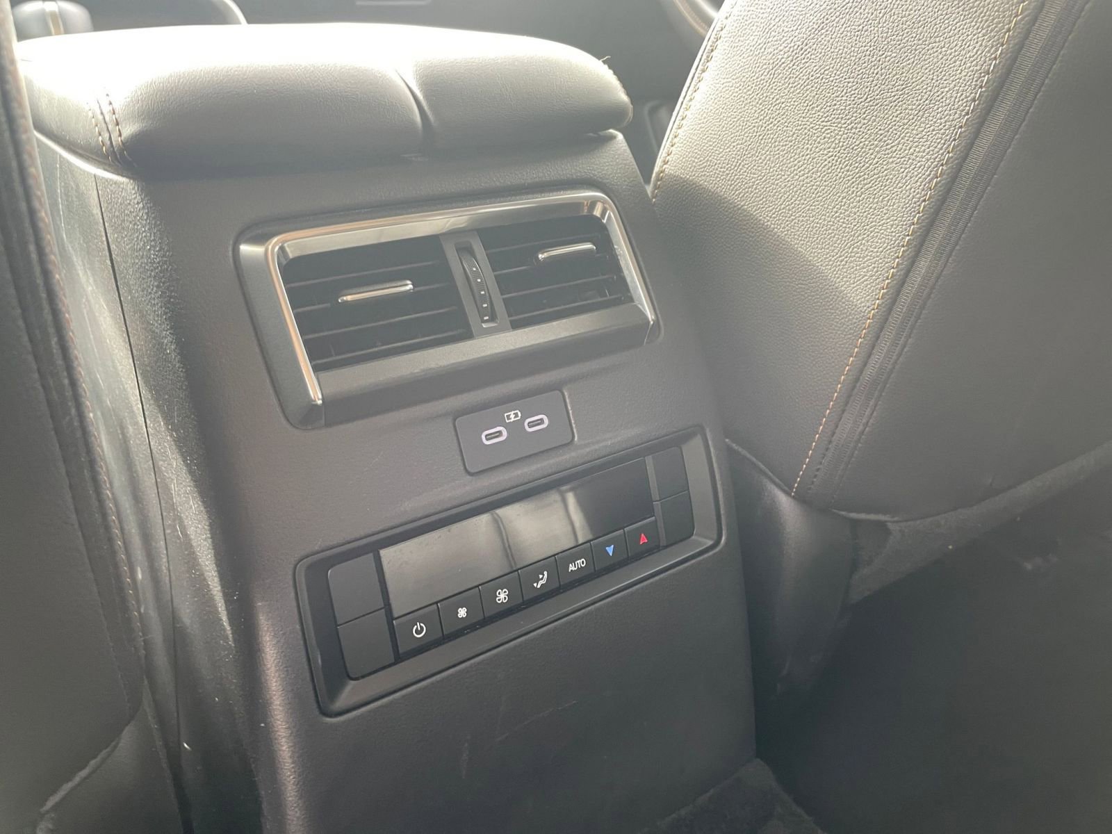 Thumbnail: 2025 Mazda CX-90 - 24