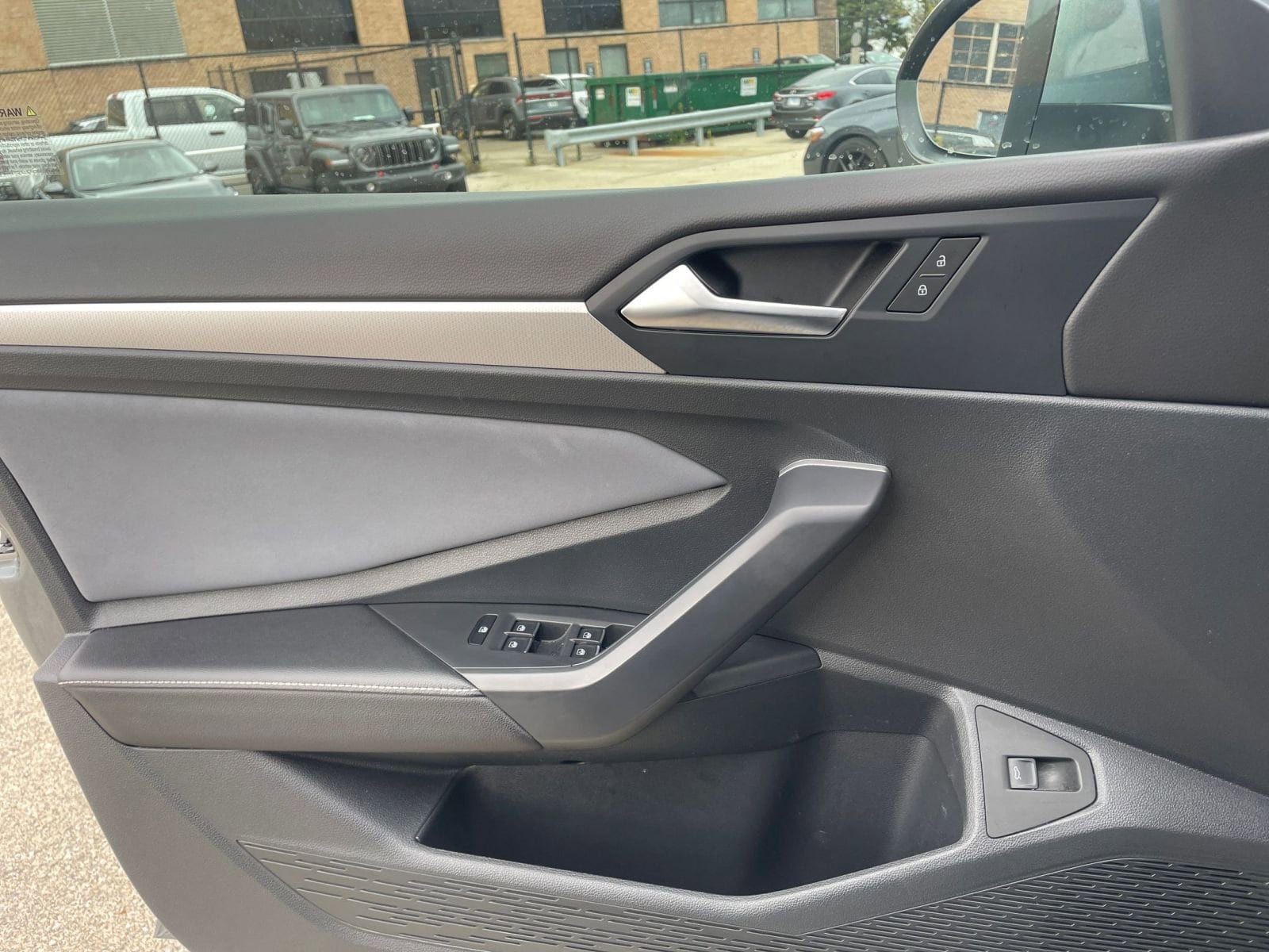 Thumbnail: 2025 Volkswagen Jetta - 18