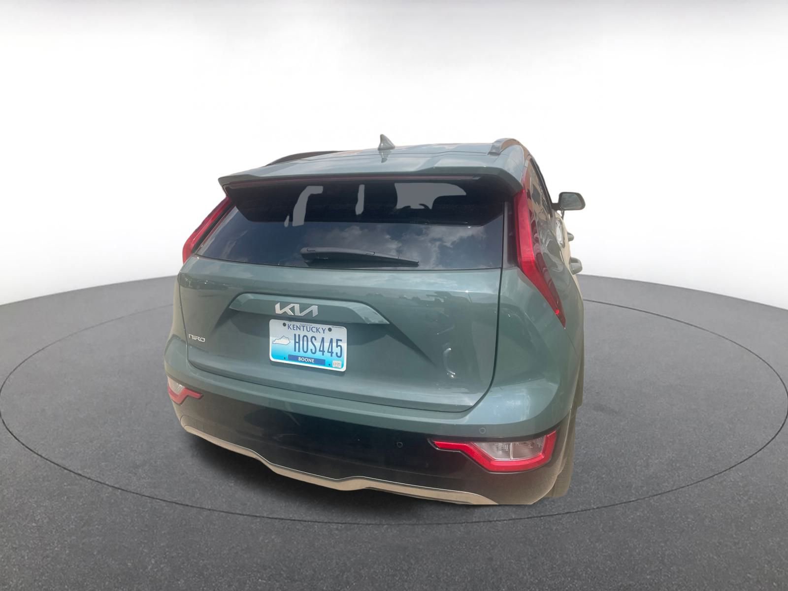 Thumbnail: 2023 Kia Niro - 4