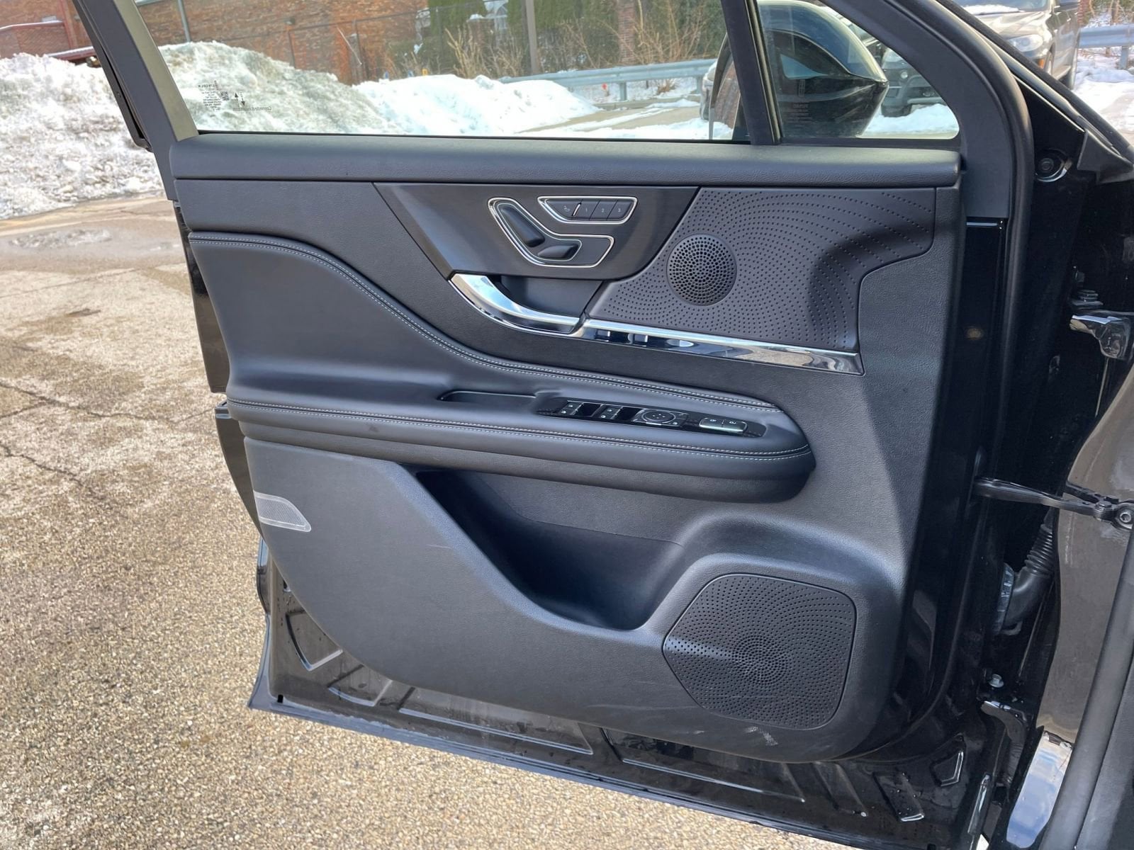 Thumbnail: 2024 Lincoln Corsair - 20