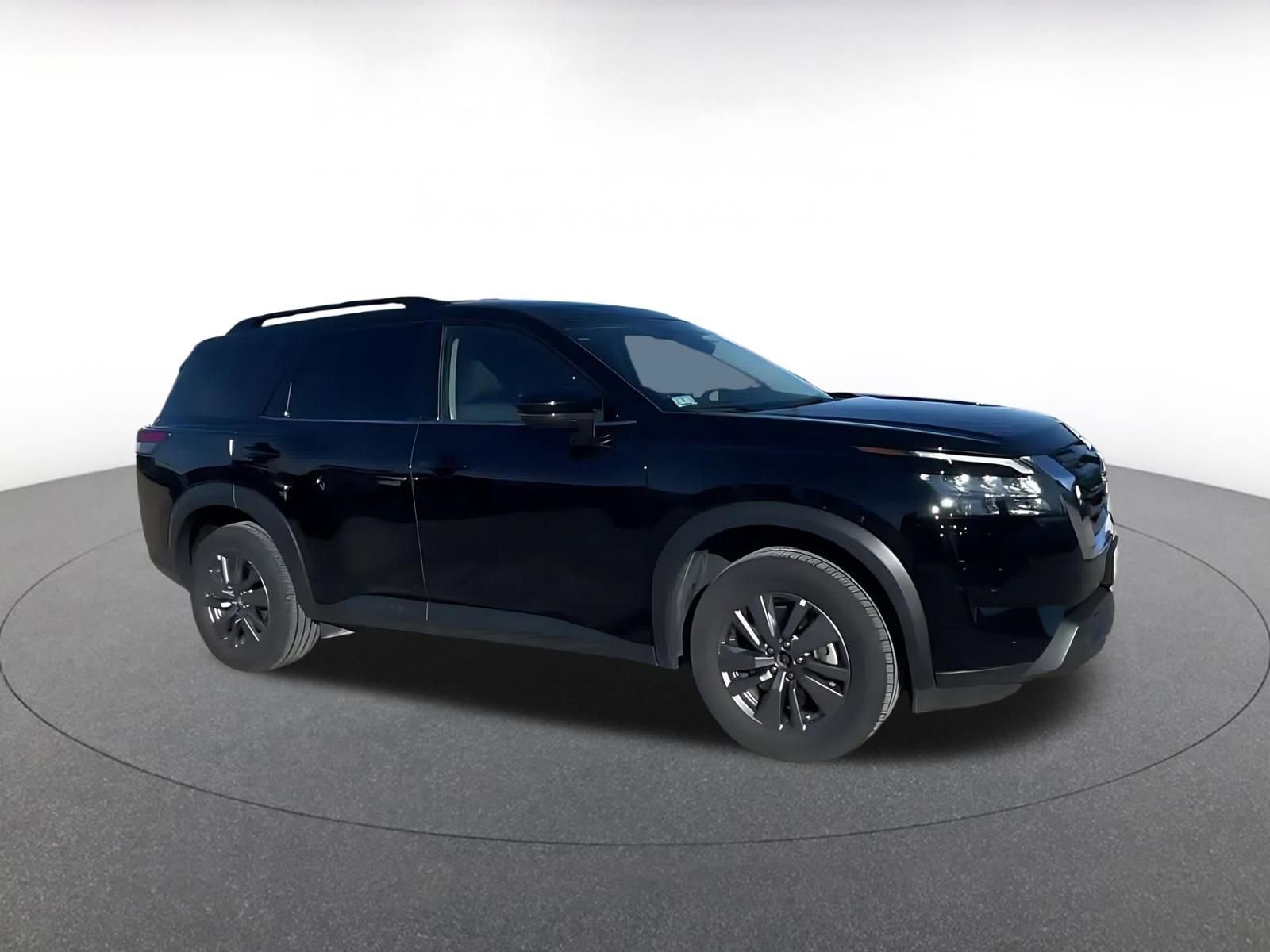 Thumbnail: 2025 Nissan Pathfinder - 2