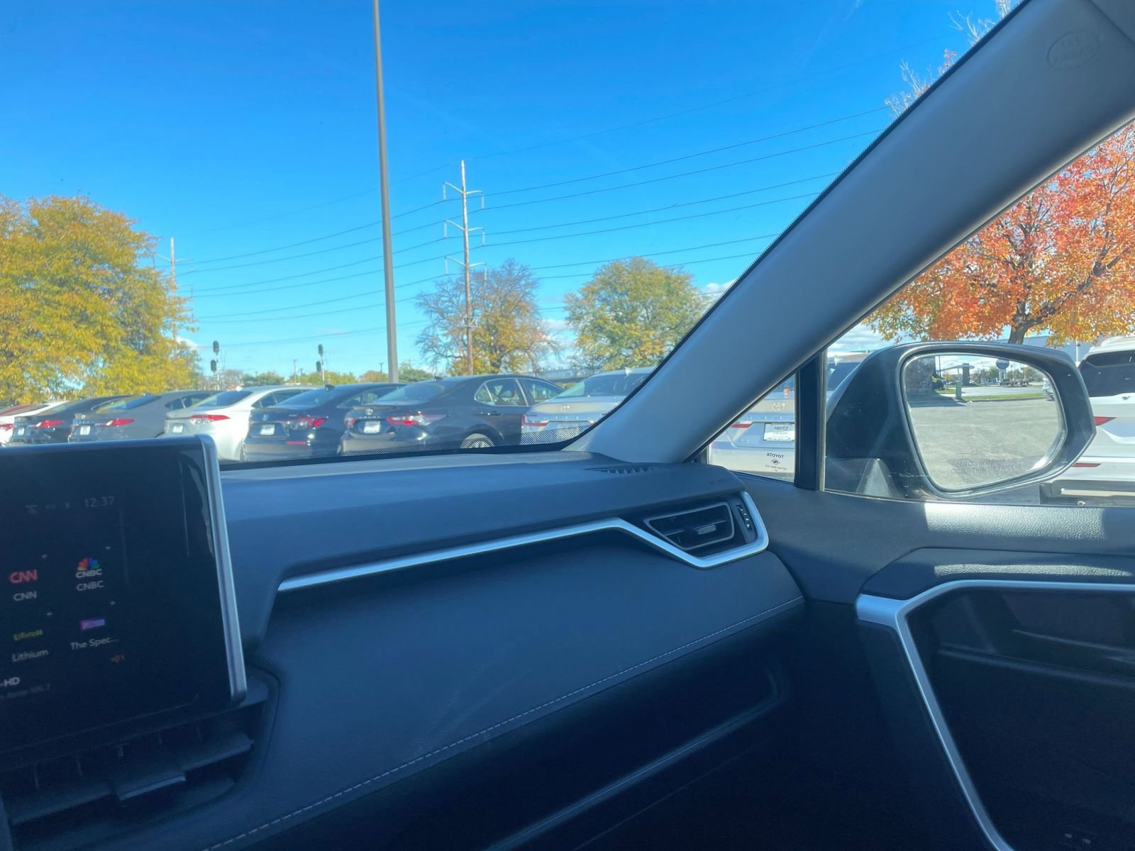 Thumbnail: 2025 Toyota RAV4 - 35