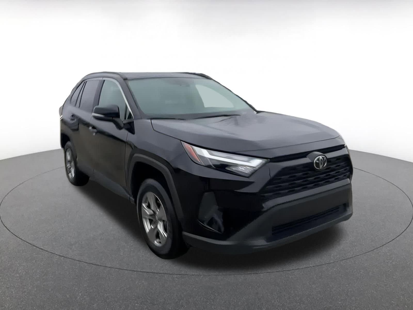 Thumbnail: 2025 Toyota RAV4 - 3