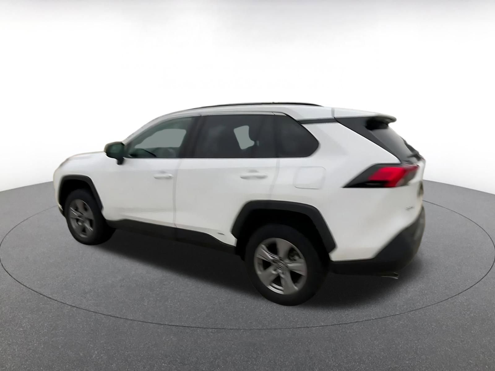 Thumbnail: 2025 Toyota RAV4 - 10