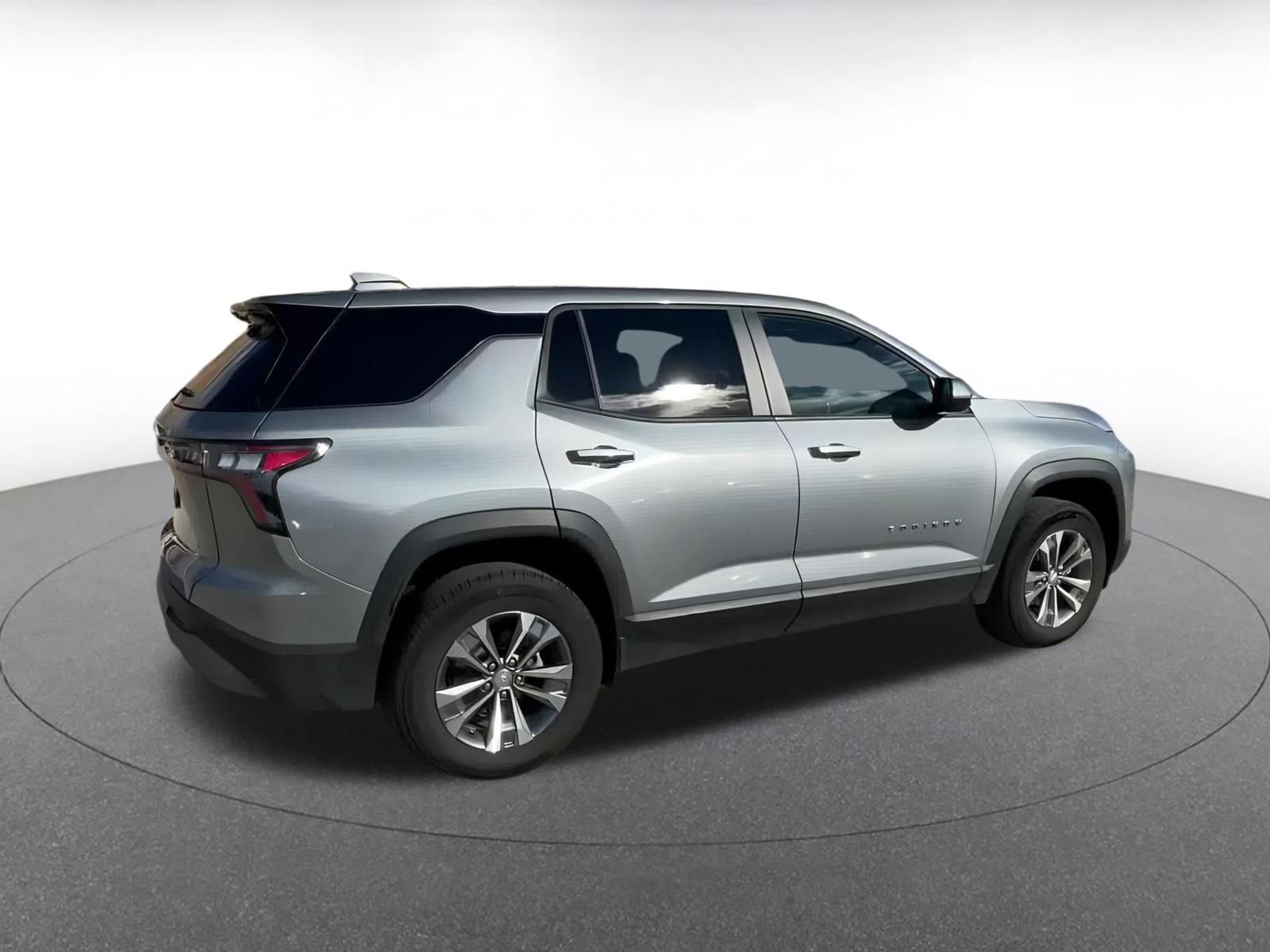 Thumbnail: 2025 Chevrolet Equinox - 15