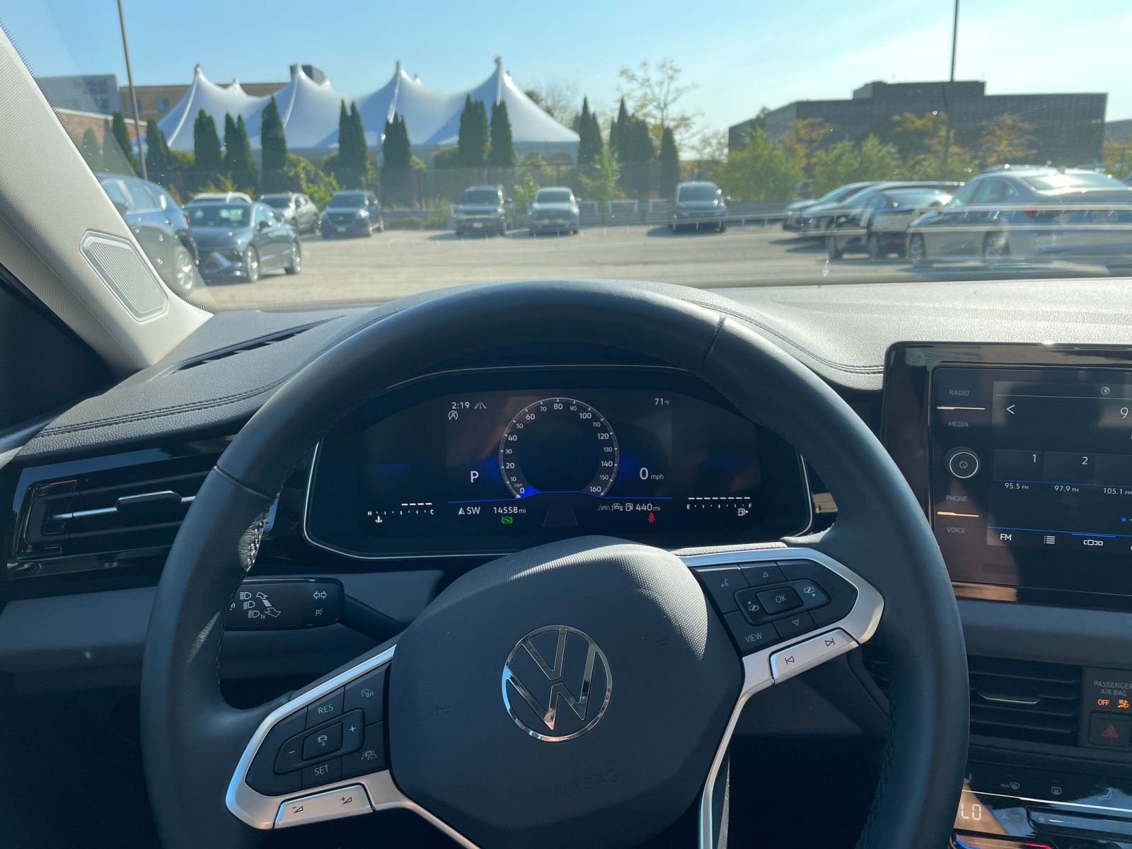 Thumbnail: 2025 Volkswagen Jetta - 32