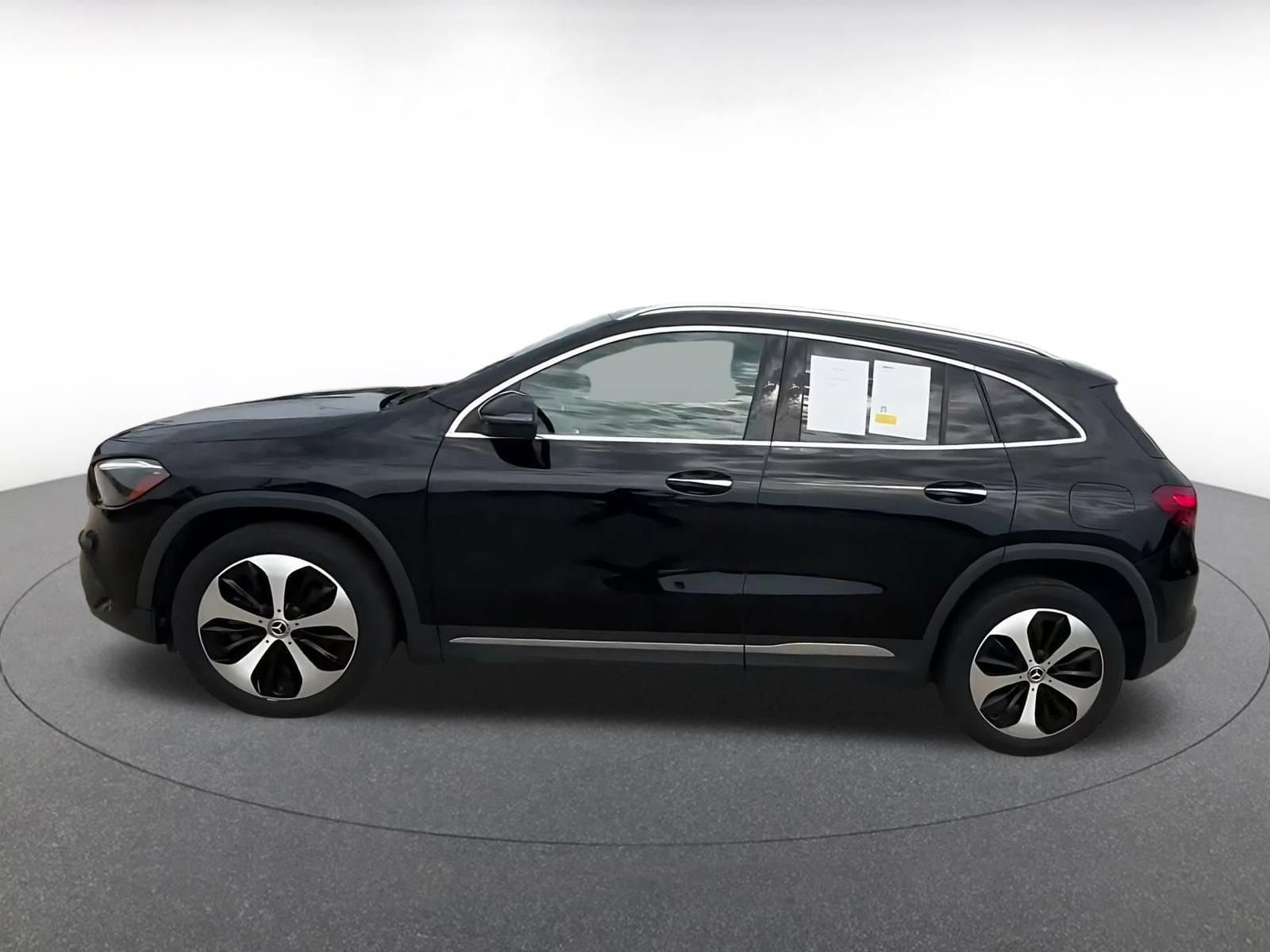 Thumbnail: 2025 Mercedes-Benz GLA - 9