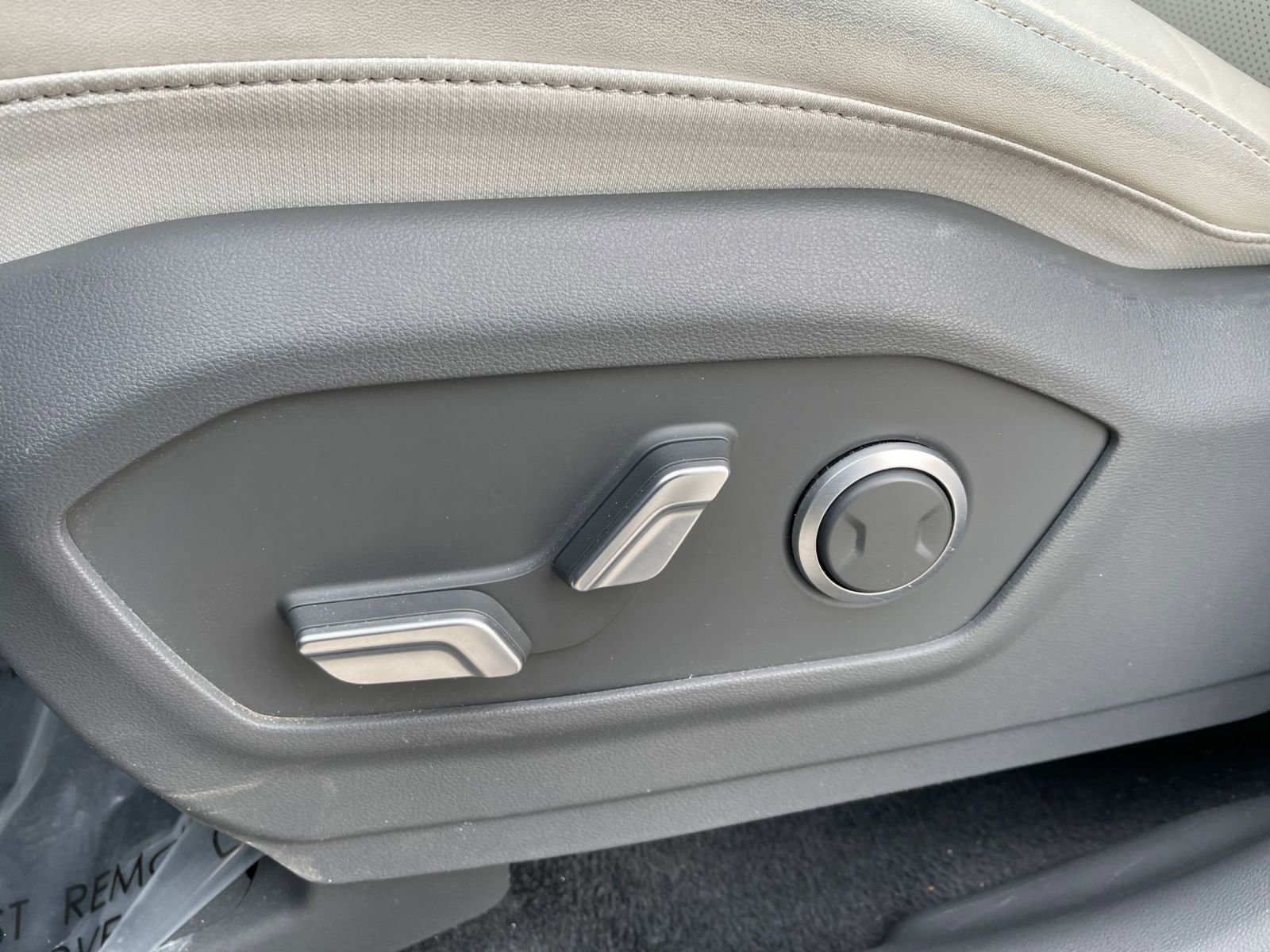 Thumbnail: 2025 Hyundai Santa Fe - 22