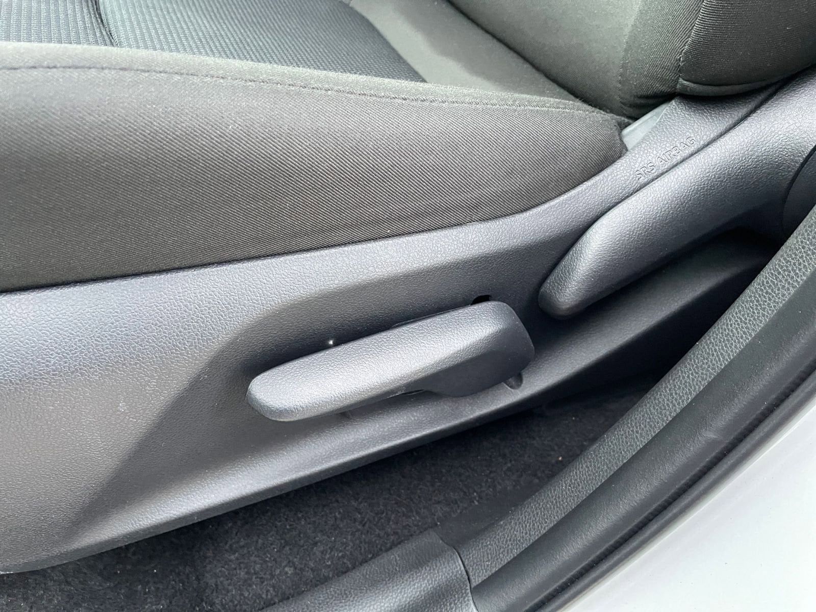 Thumbnail: 2025 Toyota RAV4 - 23