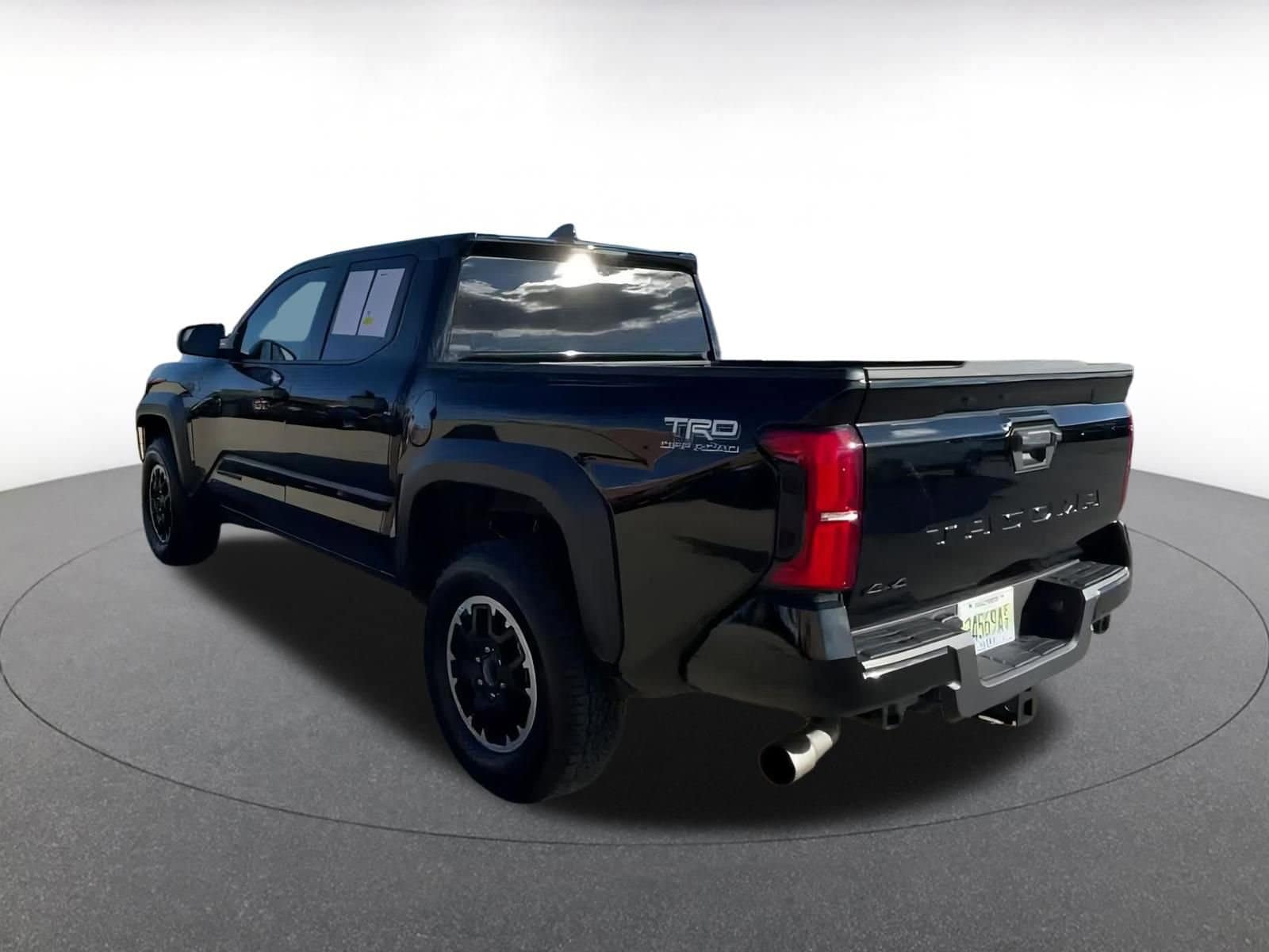 Thumbnail: 2025 Toyota Tacoma - 9