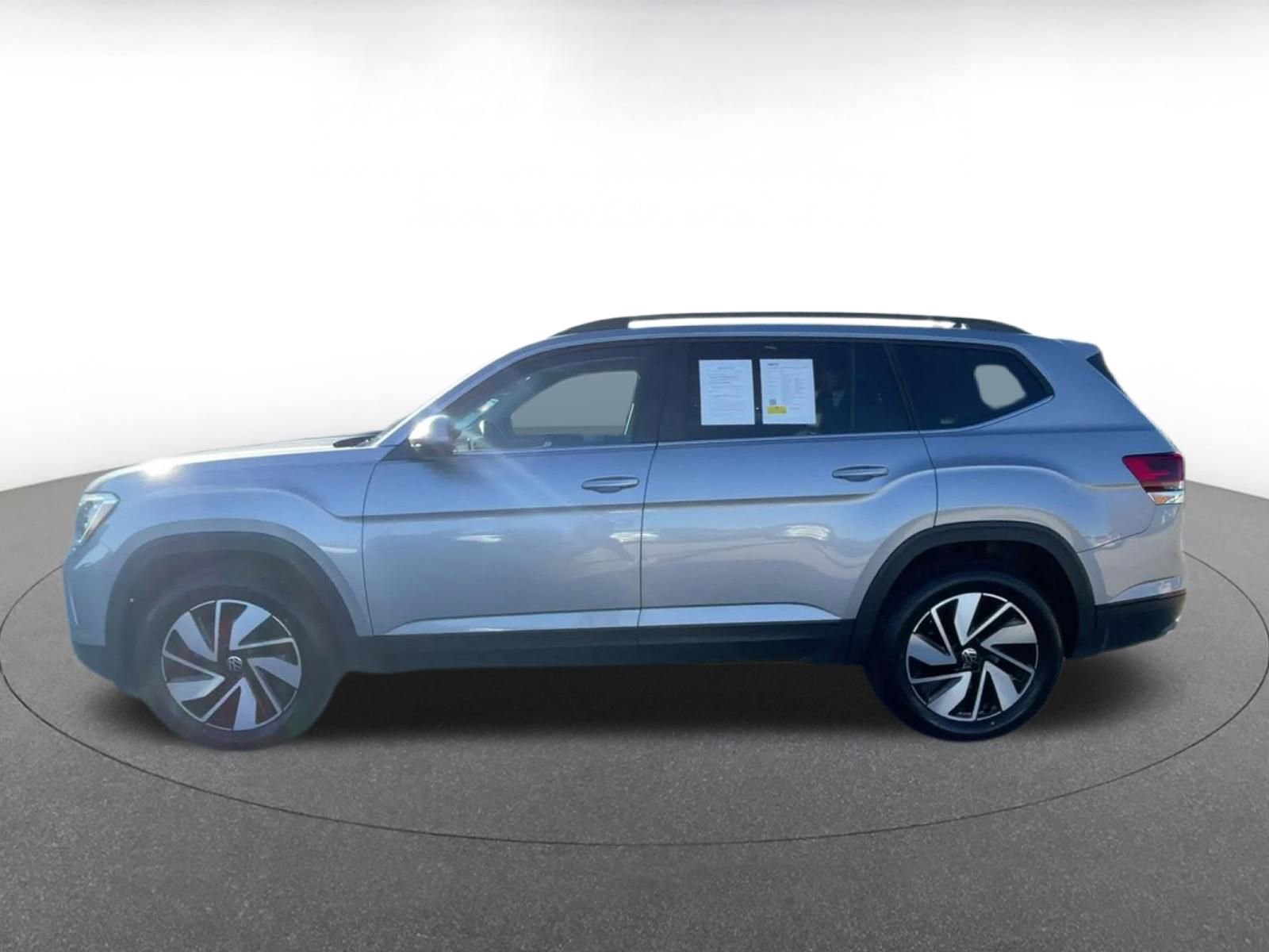 Thumbnail: 2025 Volkswagen Atlas - 9
