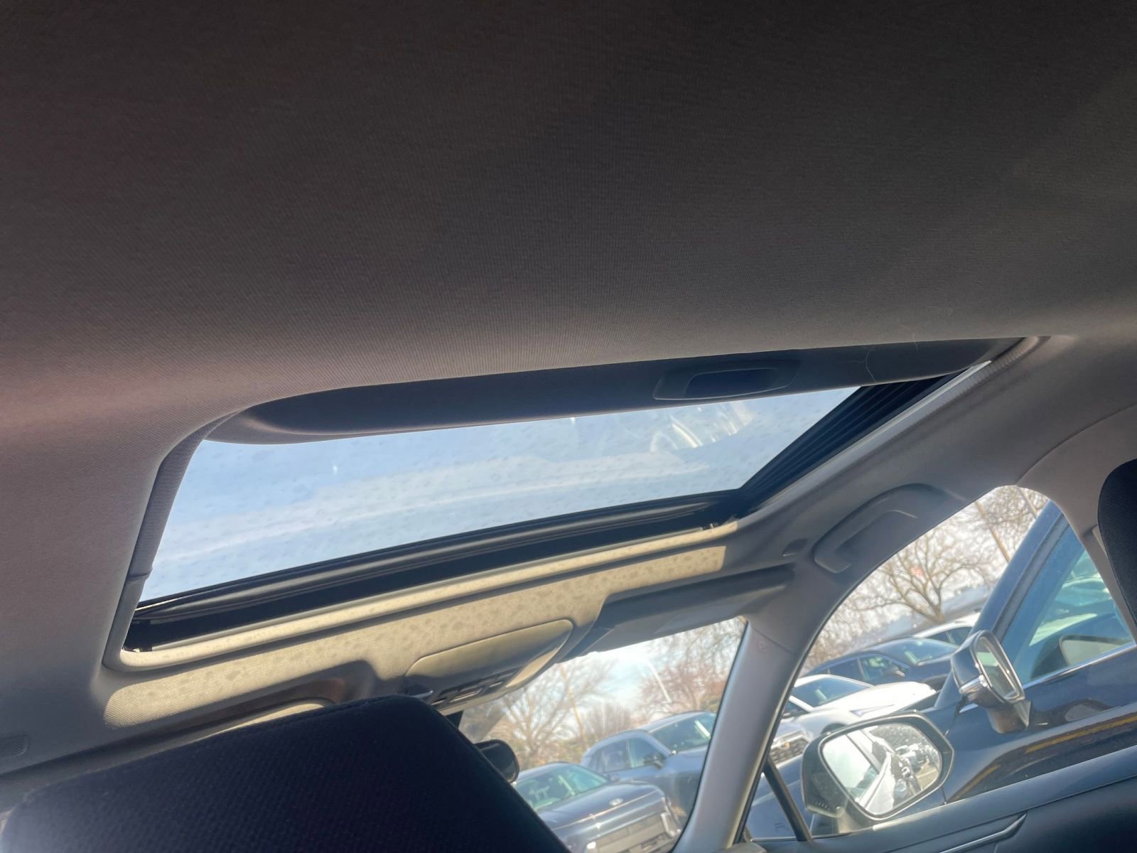 Thumbnail: 2025 Toyota RAV4 - 30