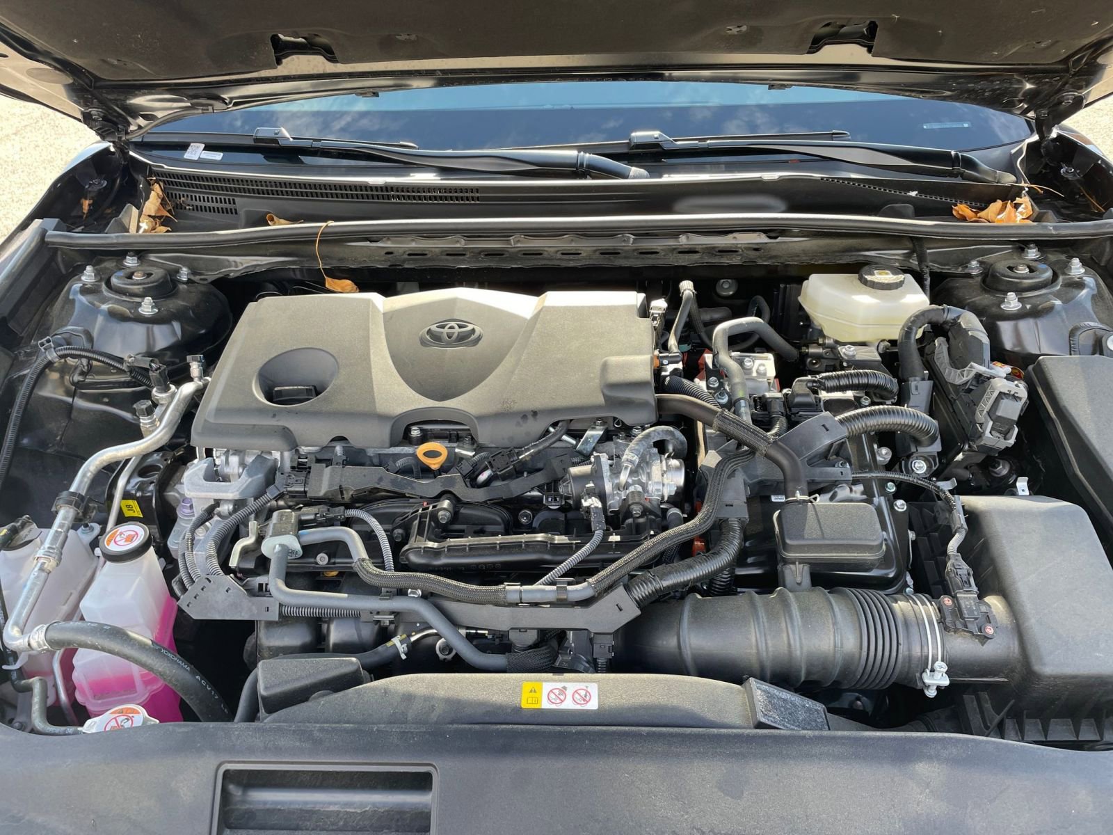 Thumbnail: 2025 Toyota Camry - 32