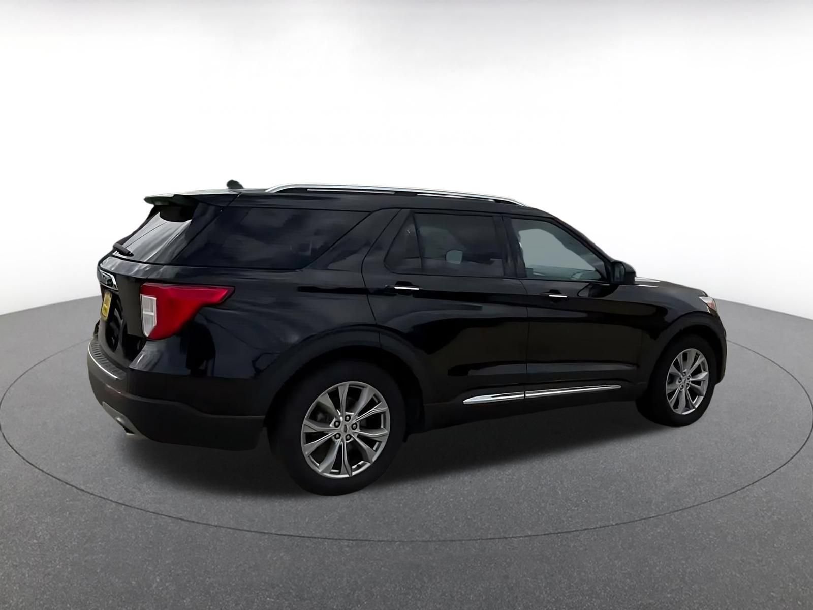 Thumbnail: 2024 Ford Explorer - 14