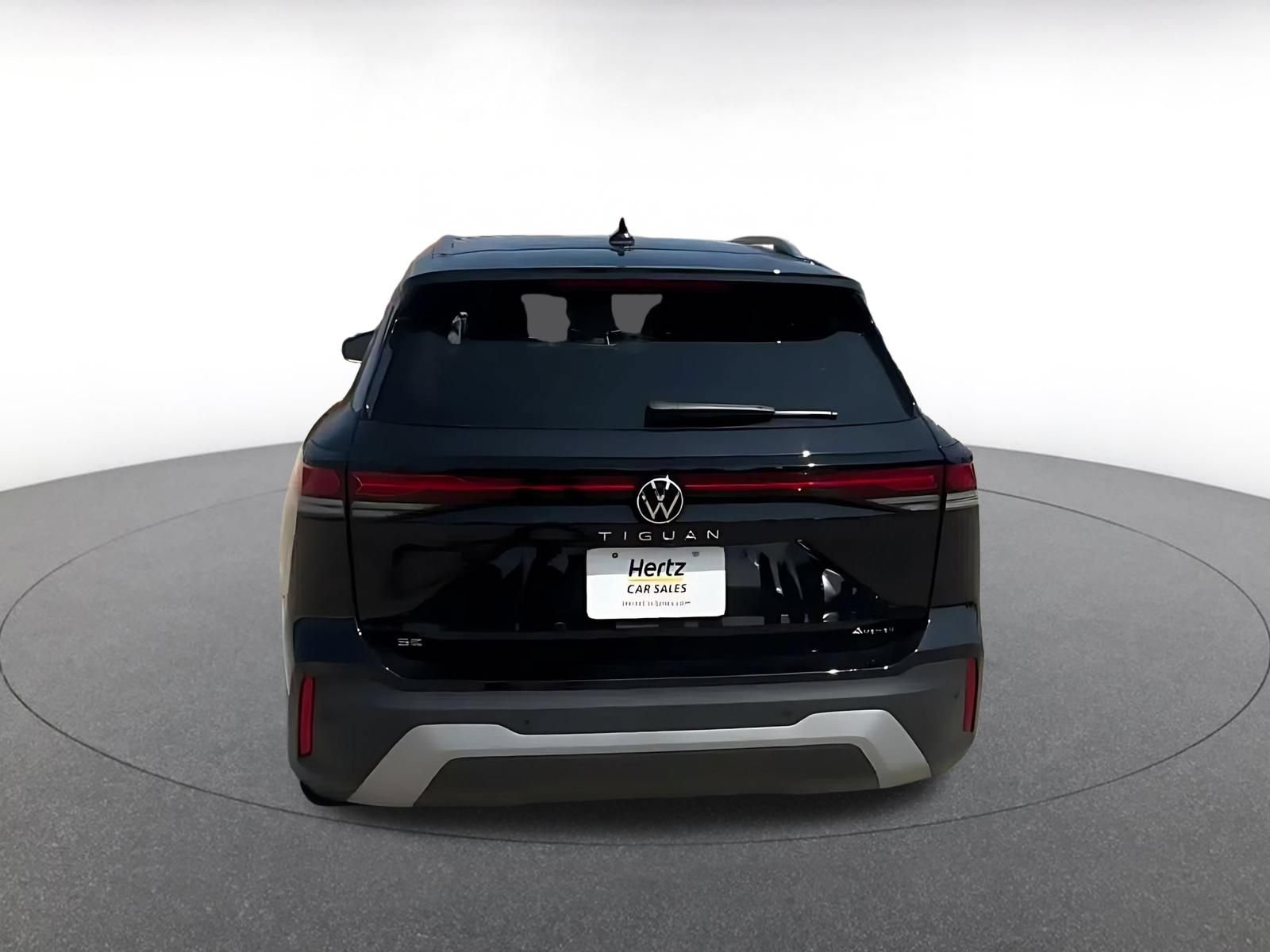 Thumbnail: 2026 Volkswagen Tiguan - 12