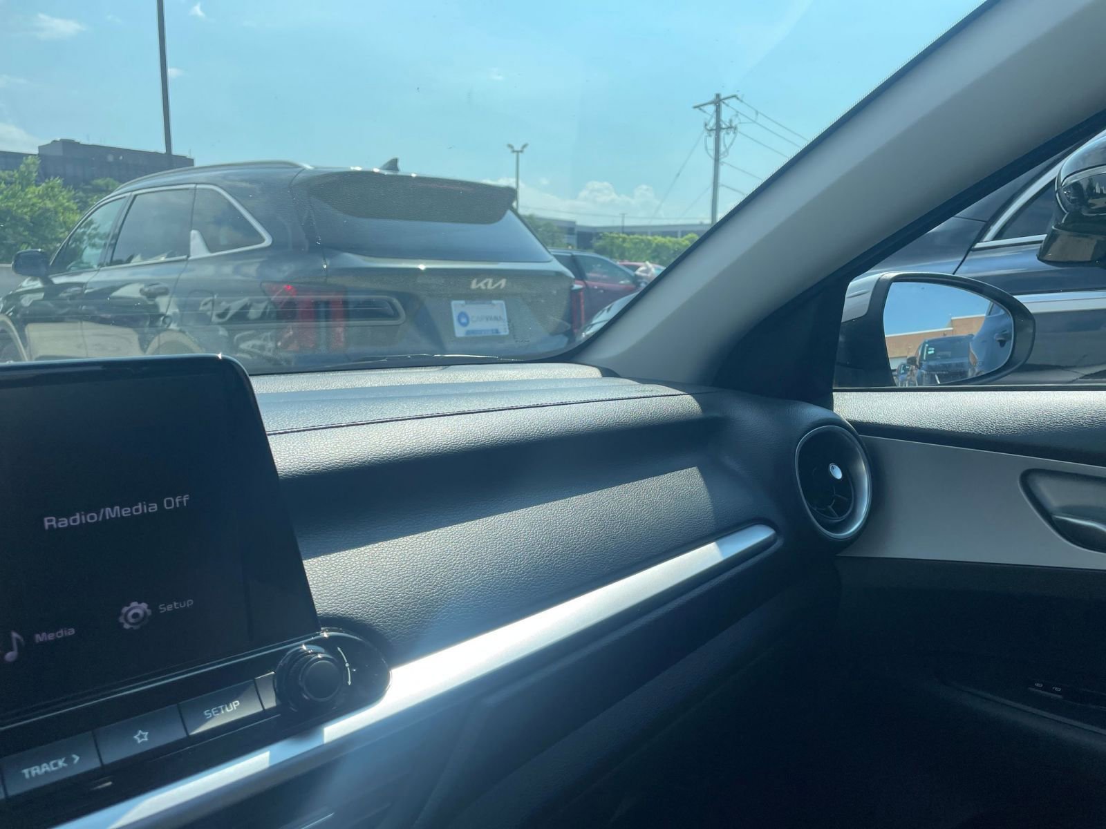 Thumbnail: 2023 Kia Forte - 35