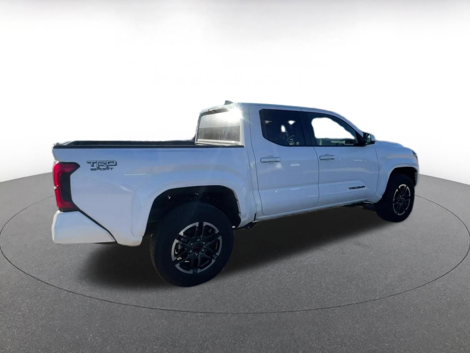 Thumbnail: 2024 Toyota Tacoma - 15