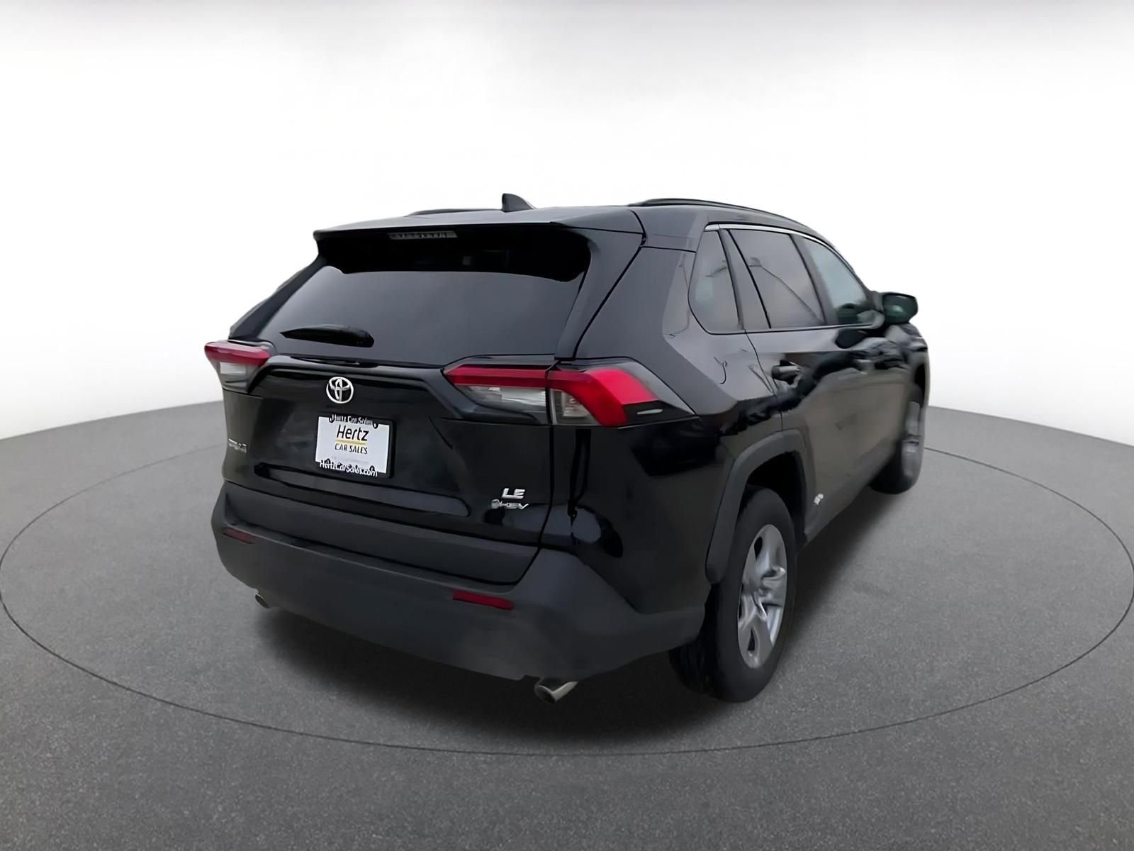 Thumbnail: 2025 Toyota RAV4 - 14